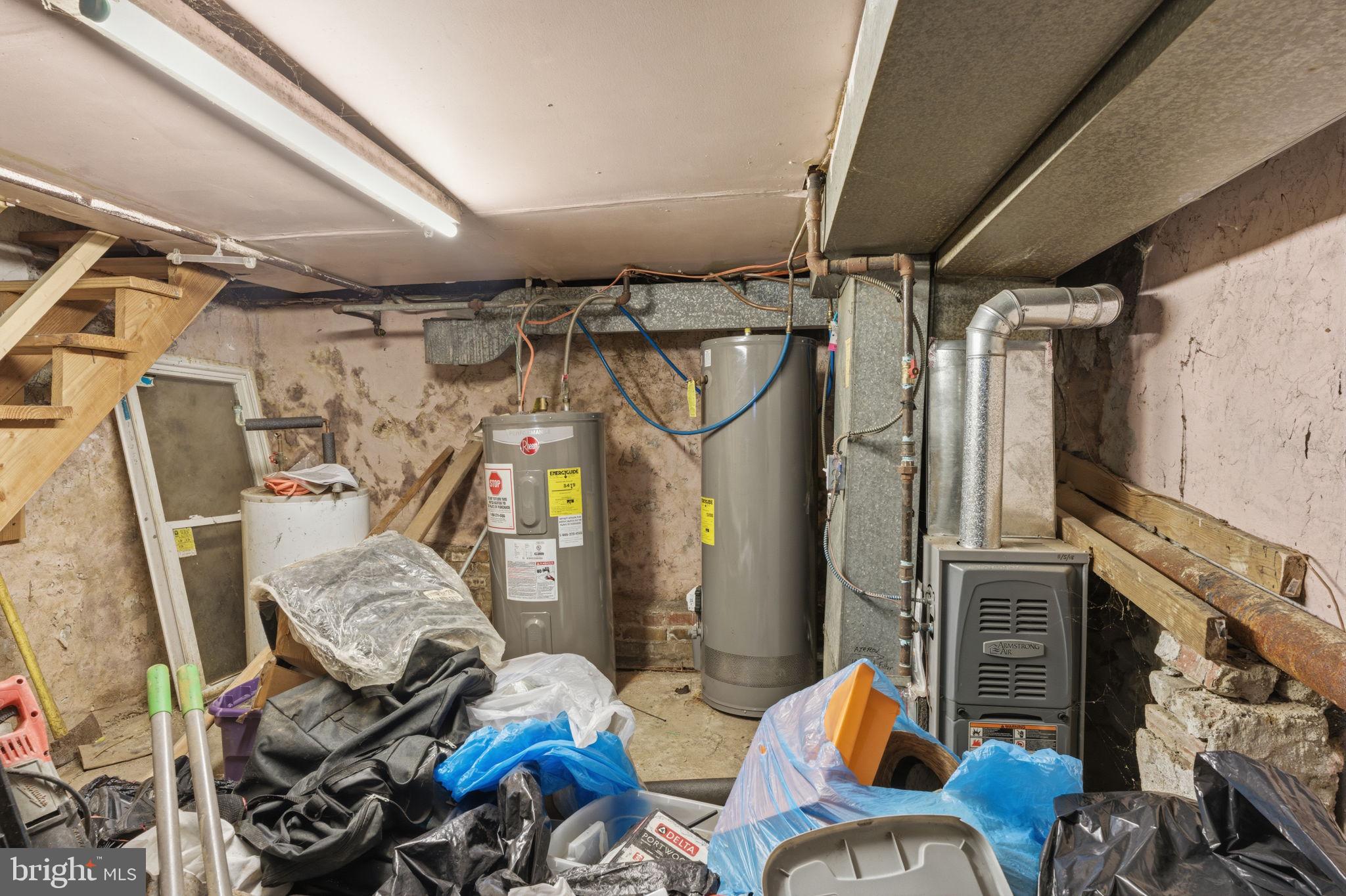 POINT BREEZE - Residential