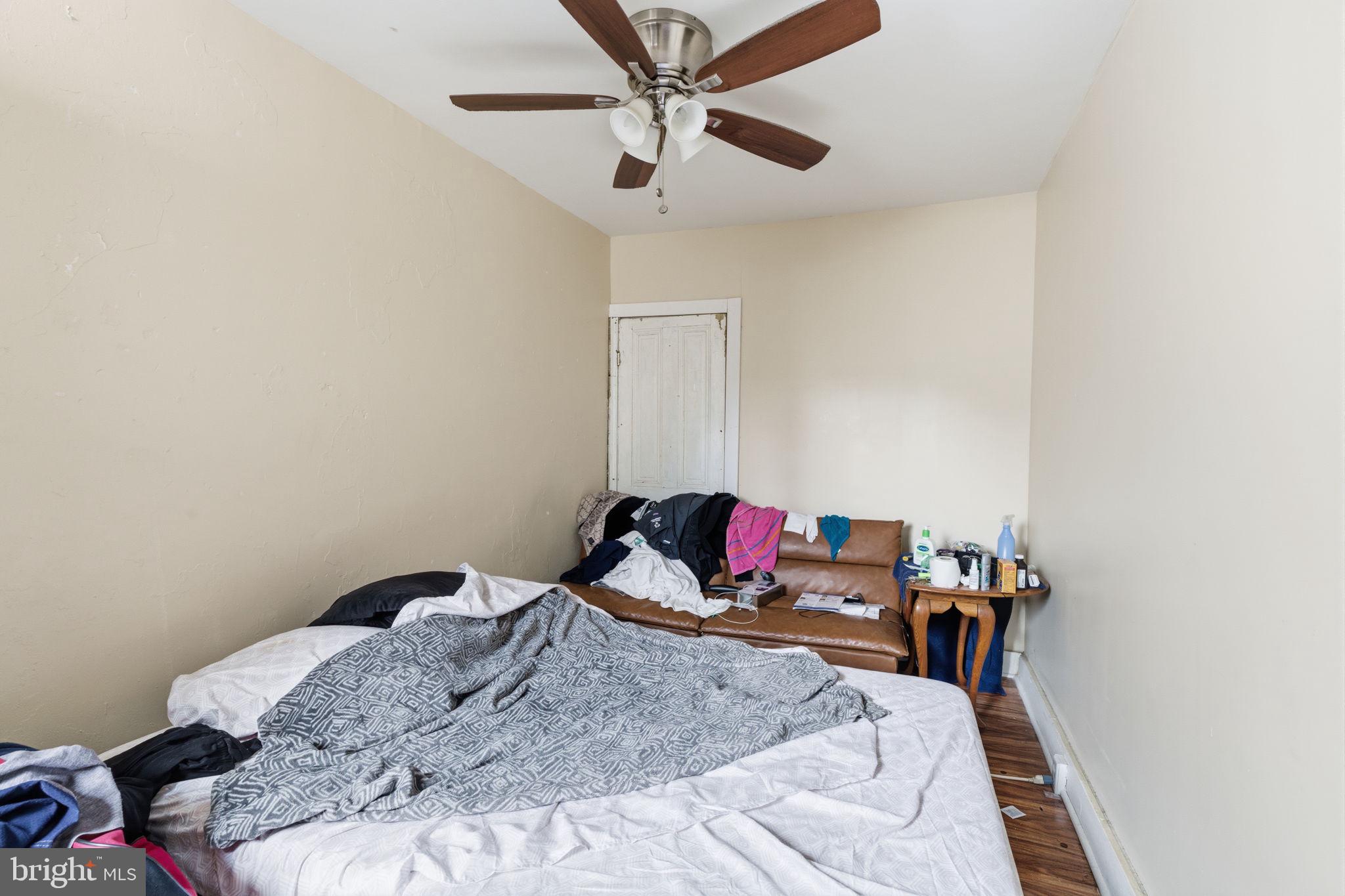 POINT BREEZE - Residential