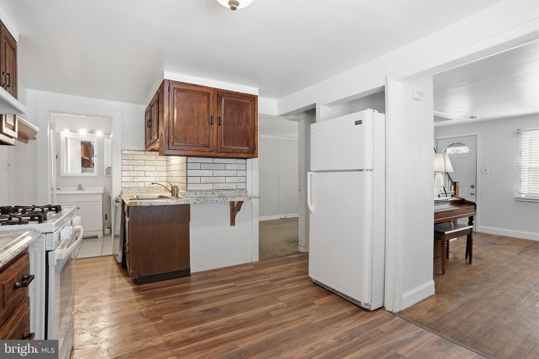 BRISTOL - Residential