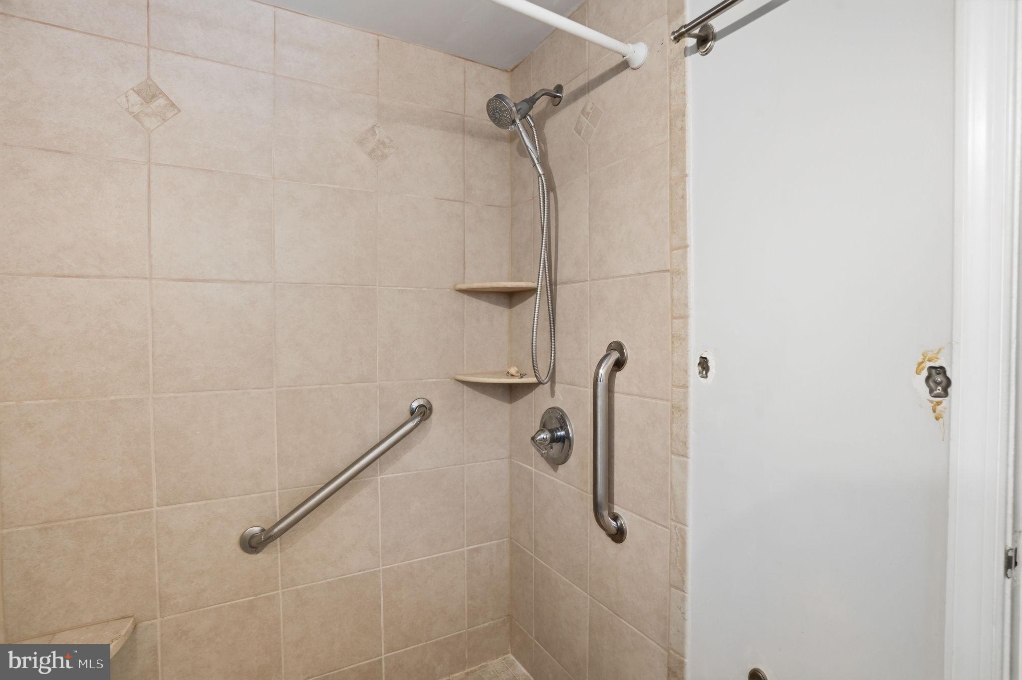 BRISTOL - Residential