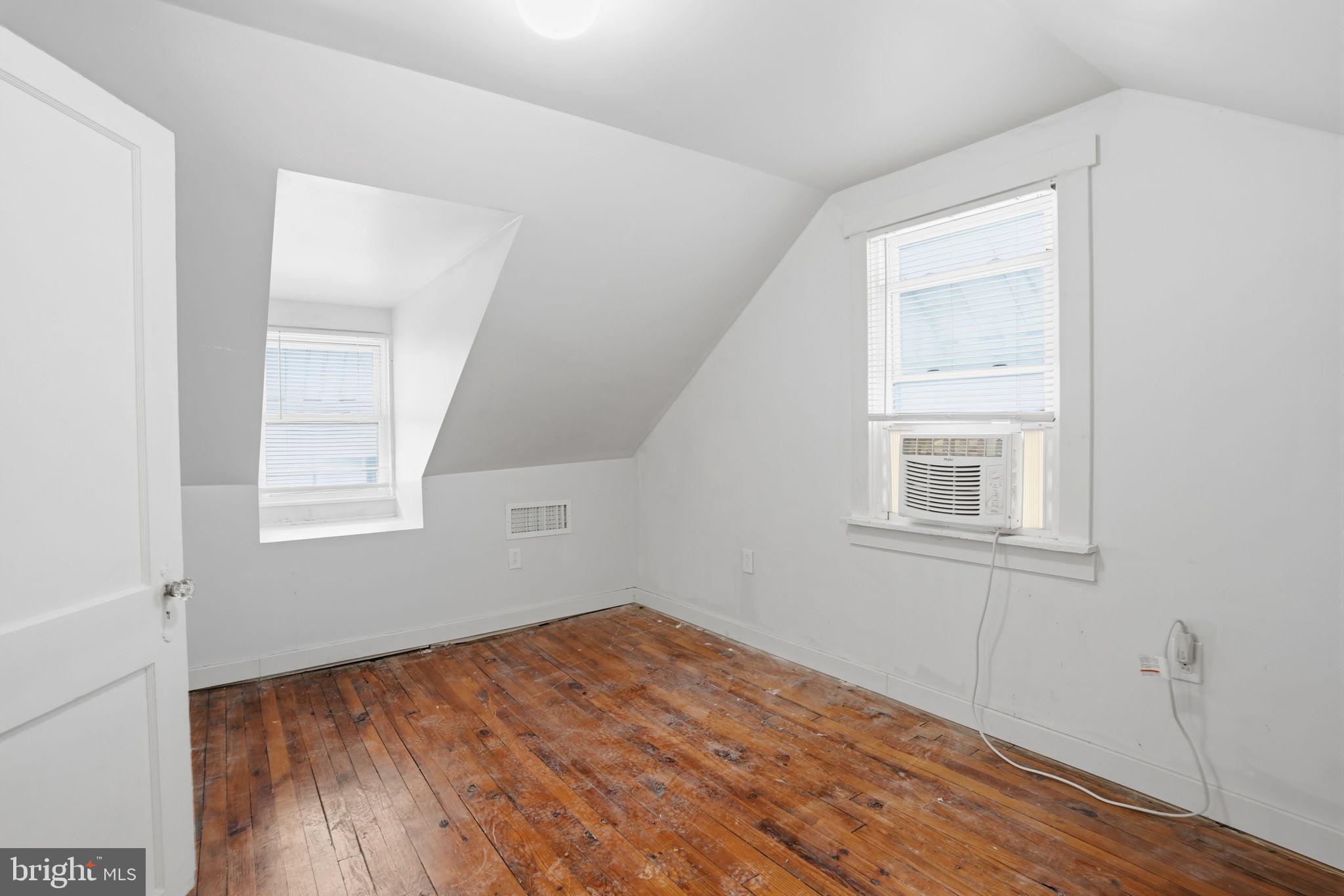 BRISTOL - Residential