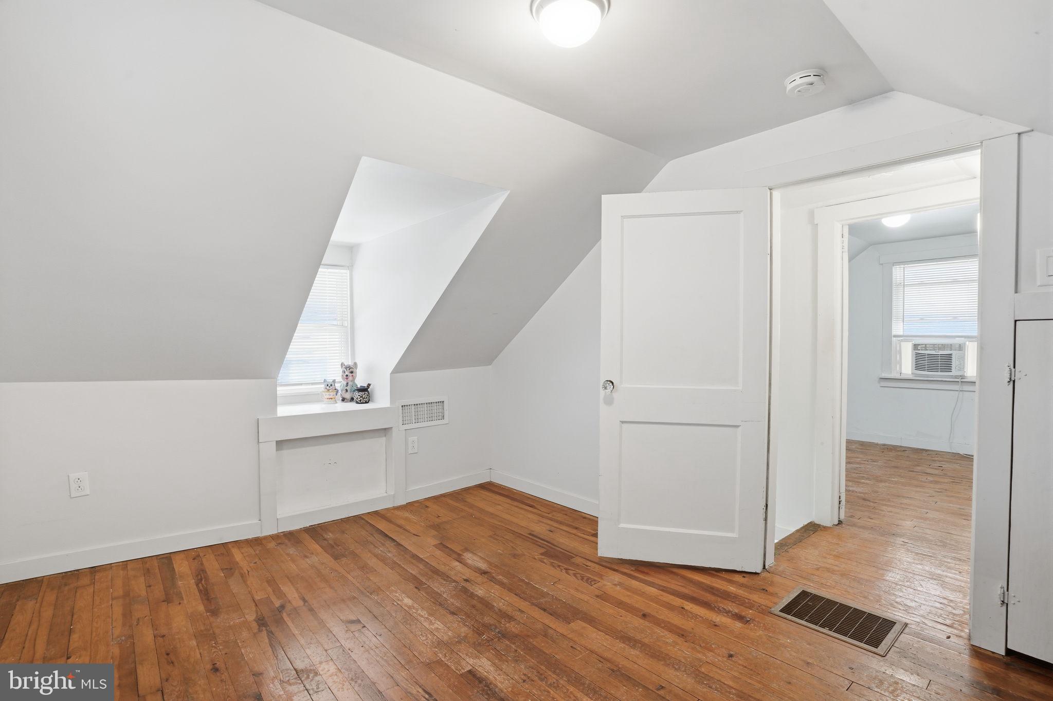 BRISTOL - Residential