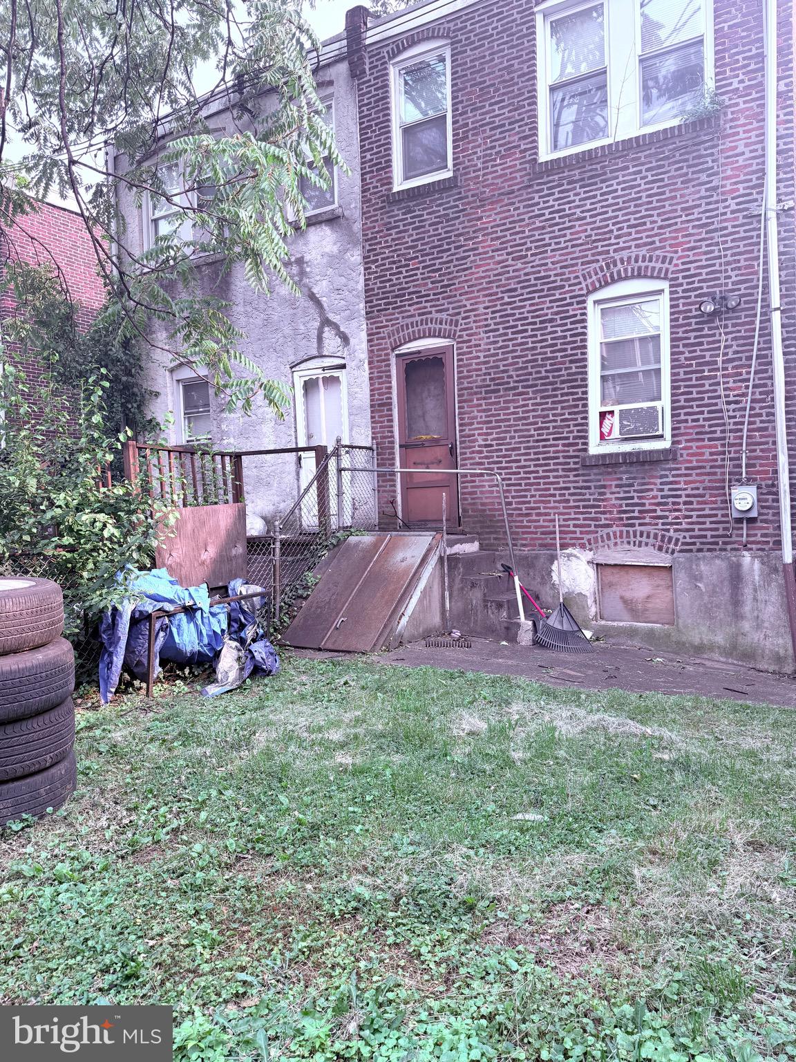 1107 PINE STREET
