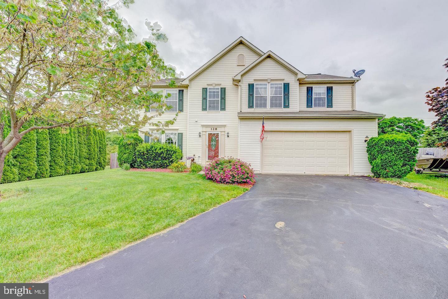 NORTH BROOK - Residential Lease