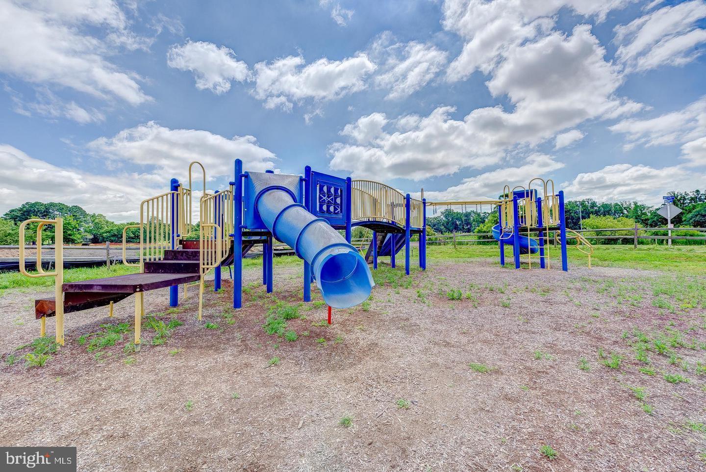 NORTH BROOK - Residential Lease