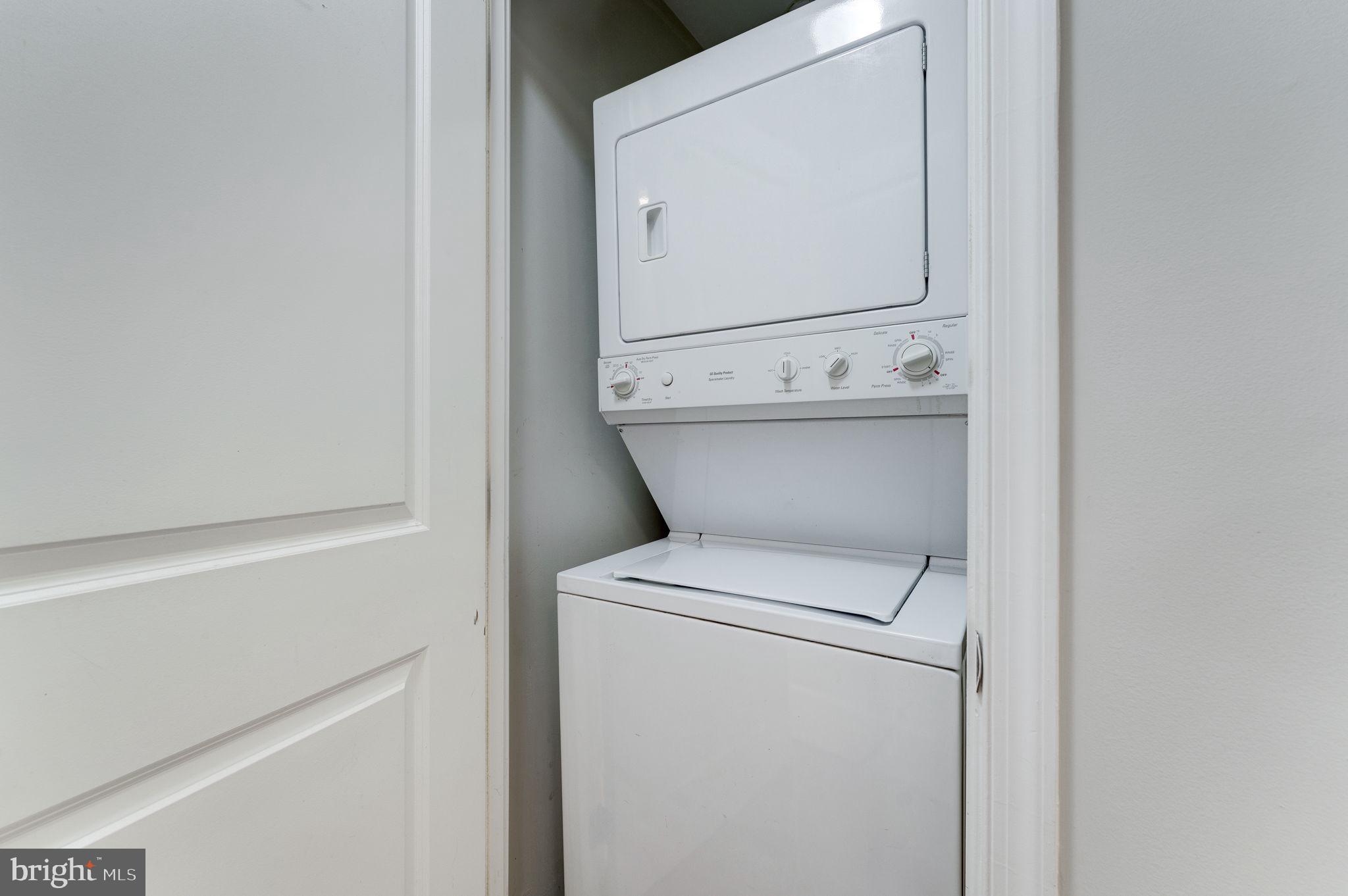 ONE NATIONAL HARBOR CONDOMINIUM - Residential Lease