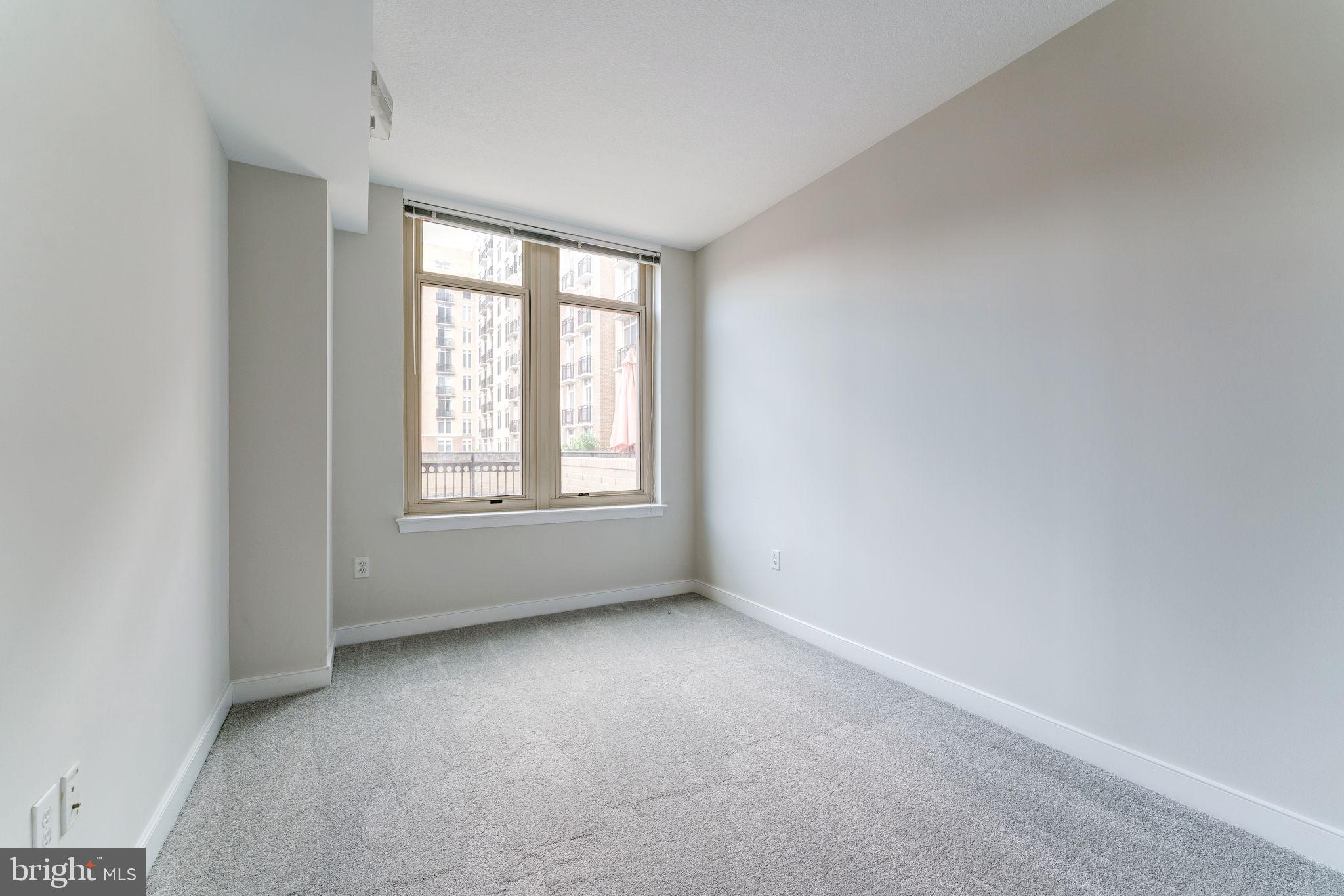 ONE NATIONAL HARBOR CONDOMINIUM - Residential Lease