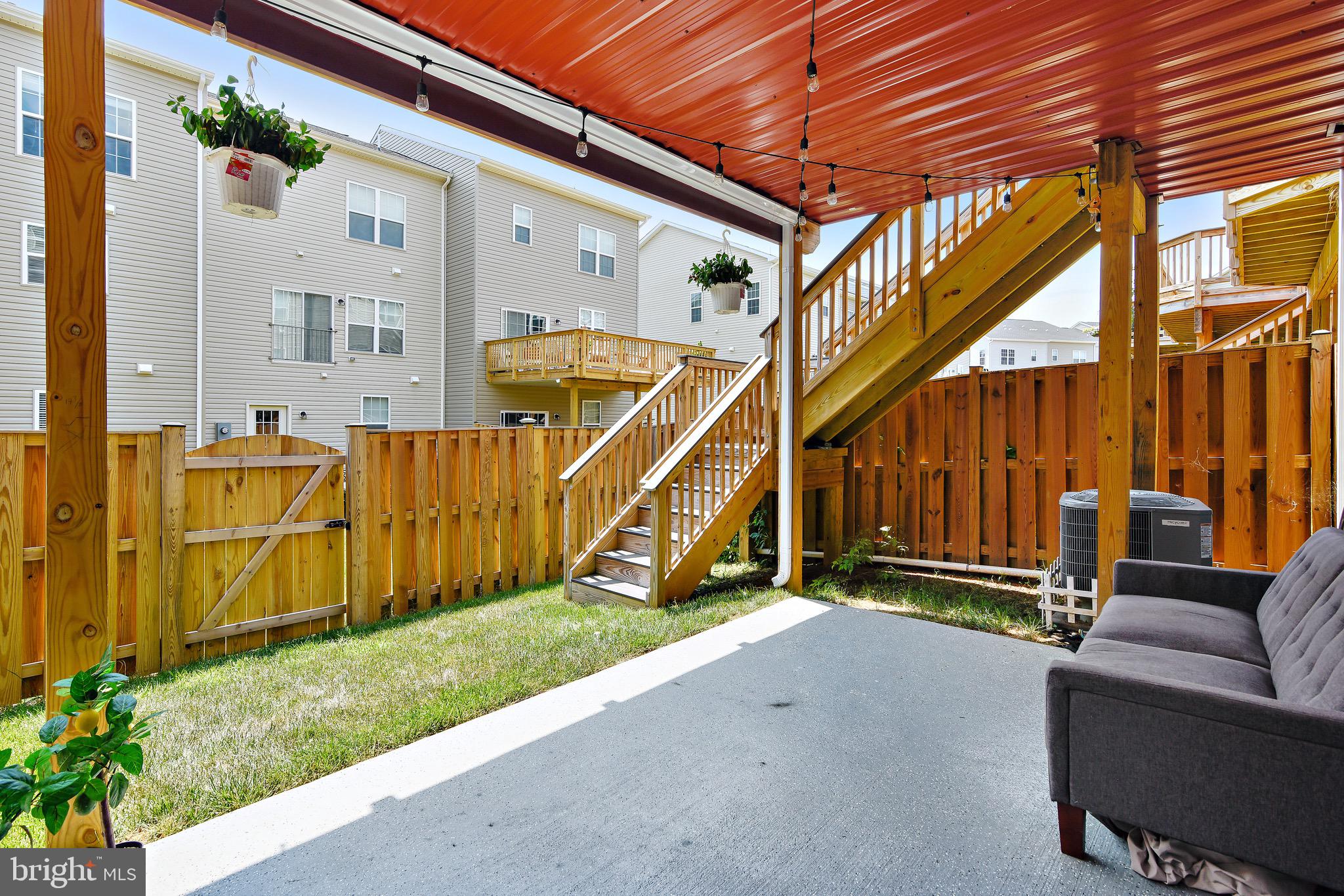 PURCELLVILLE - Residential