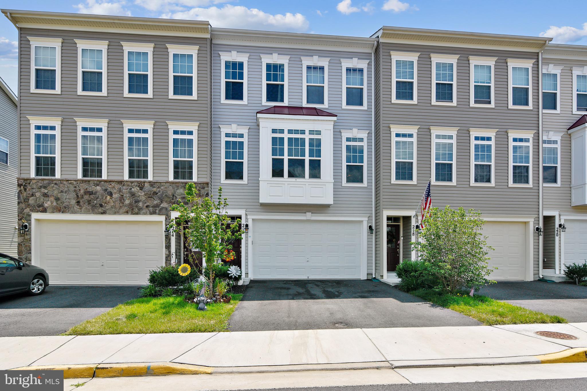 PURCELLVILLE - Residential