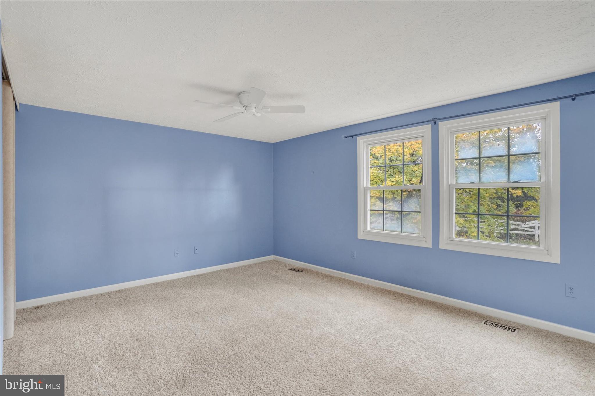 RETREAT FARM - Residential