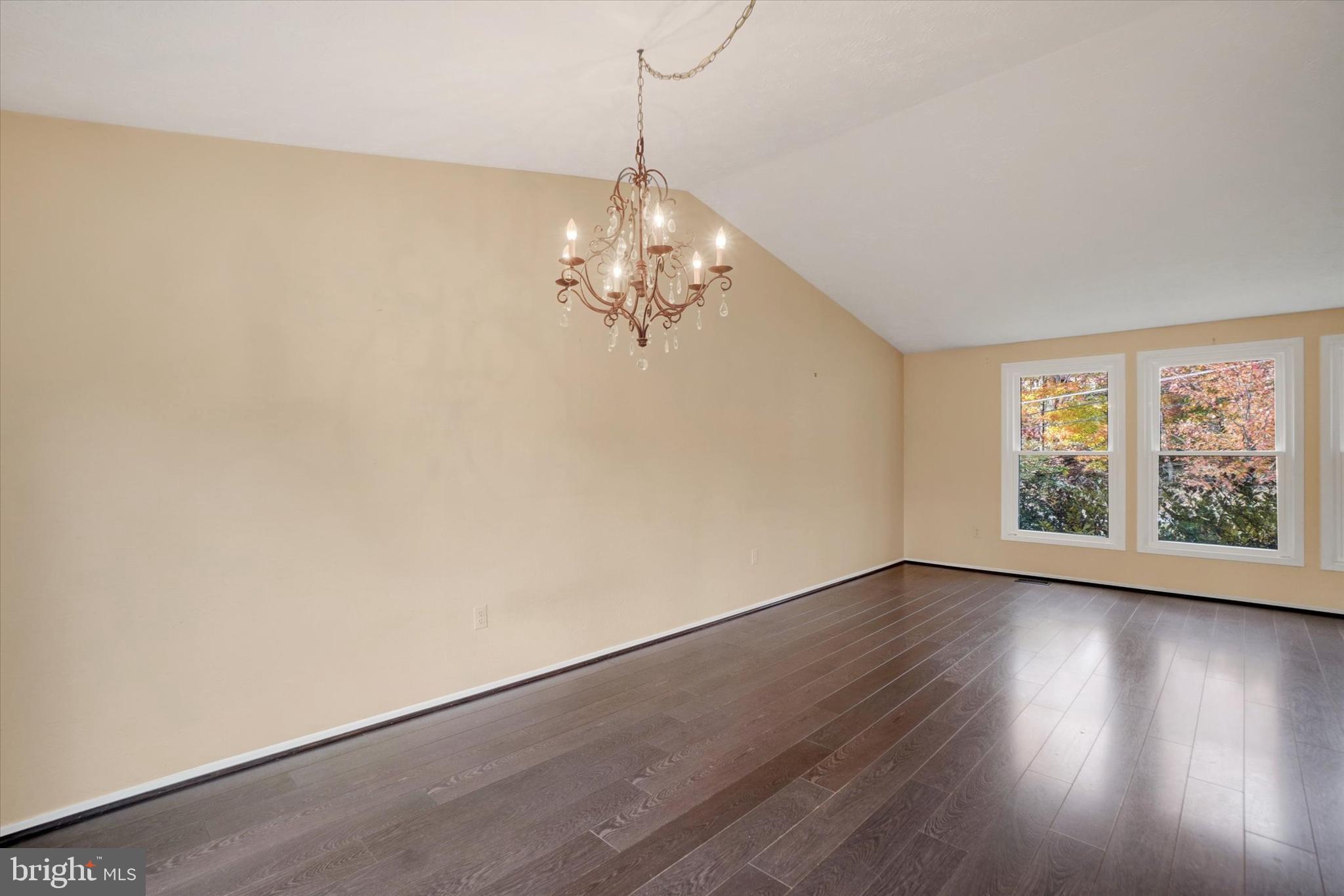 RETREAT FARM - Residential