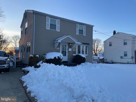 2703 UNION AVENUE PENNSAUKEN NJ 08109