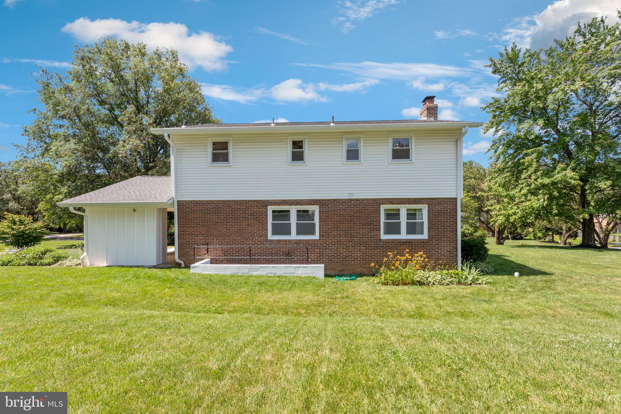 PERRYWOOD ESTATES - Residential