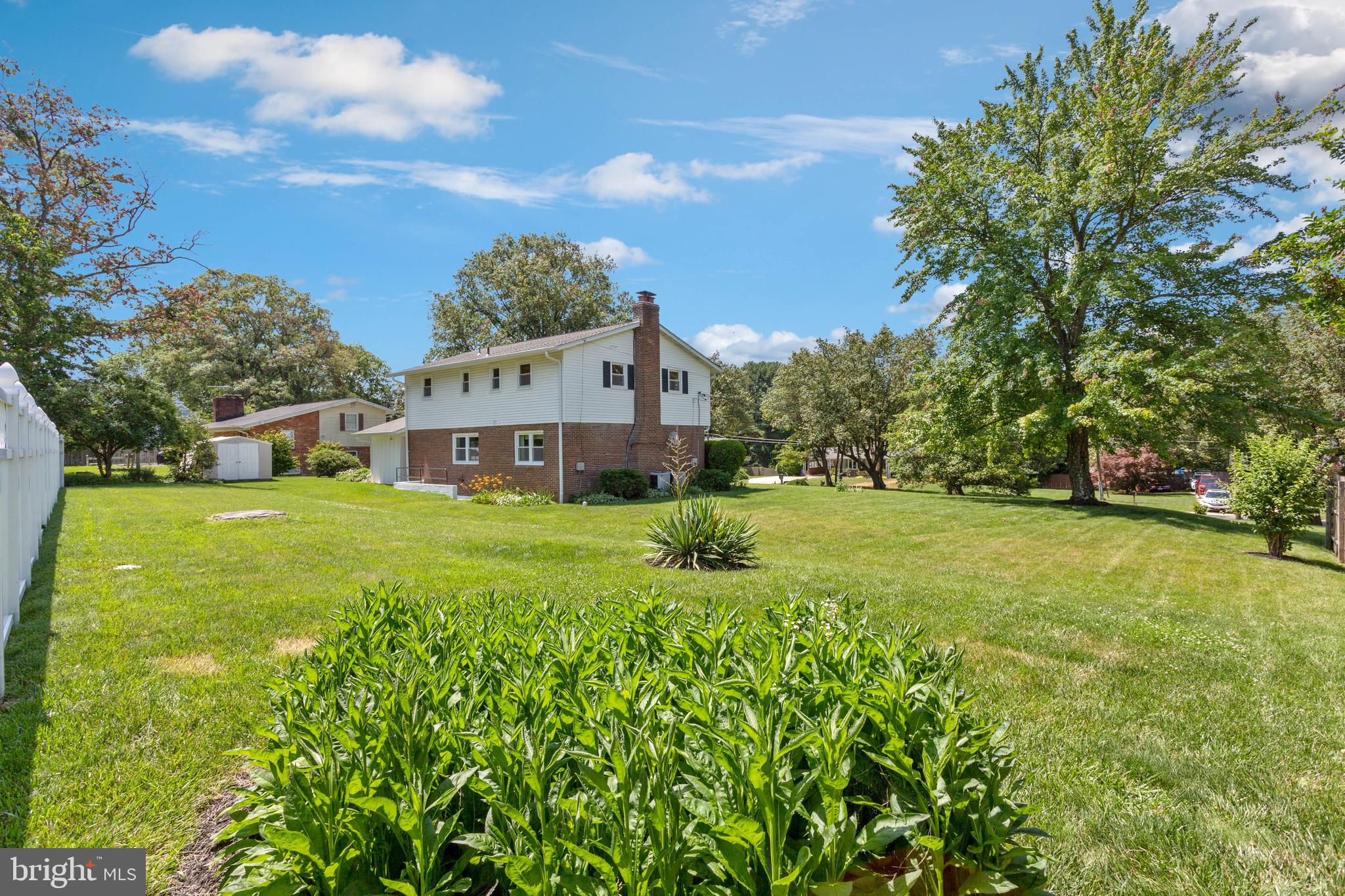 PERRYWOOD ESTATES - Residential