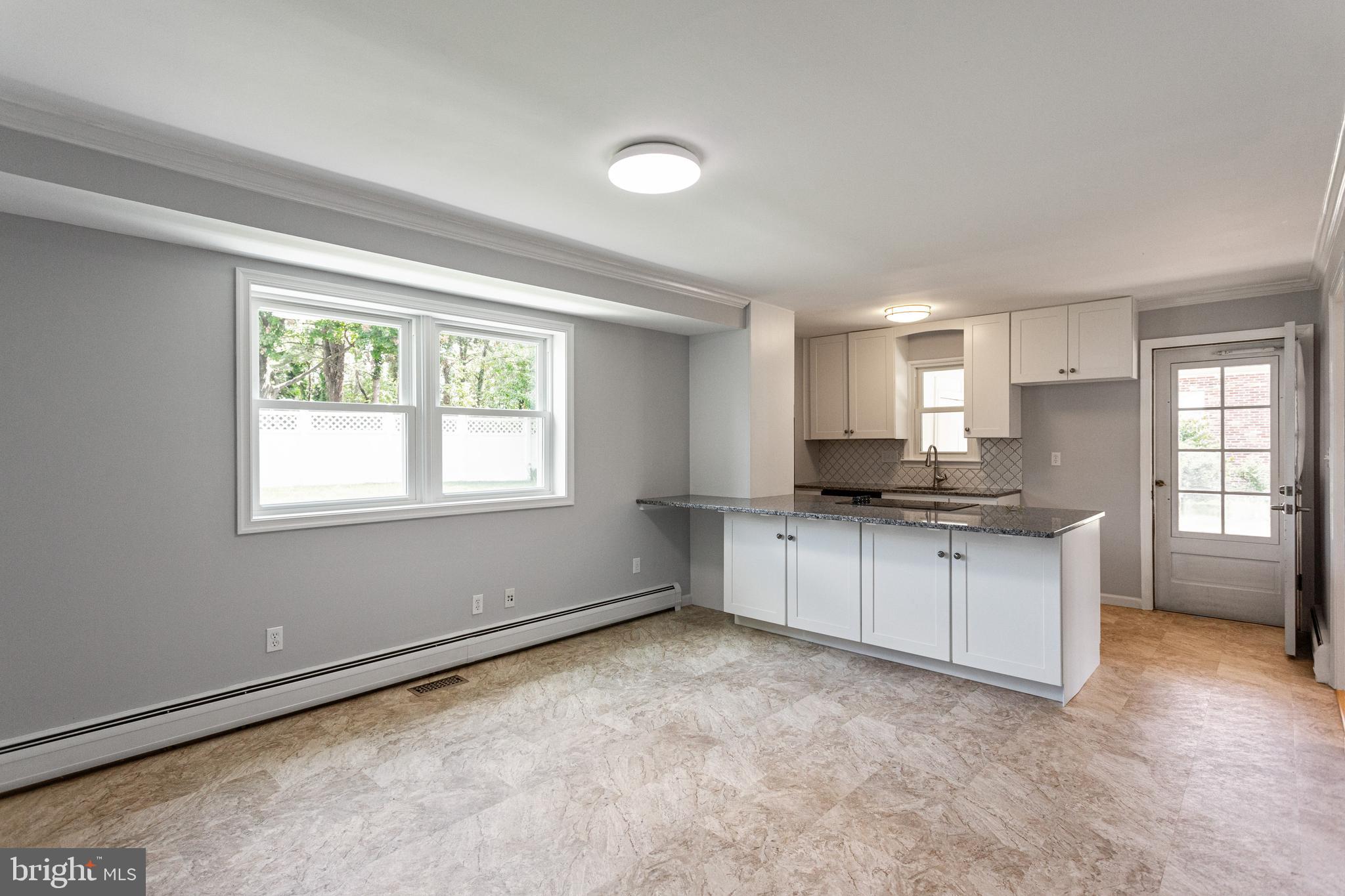 PERRYWOOD ESTATES - Residential