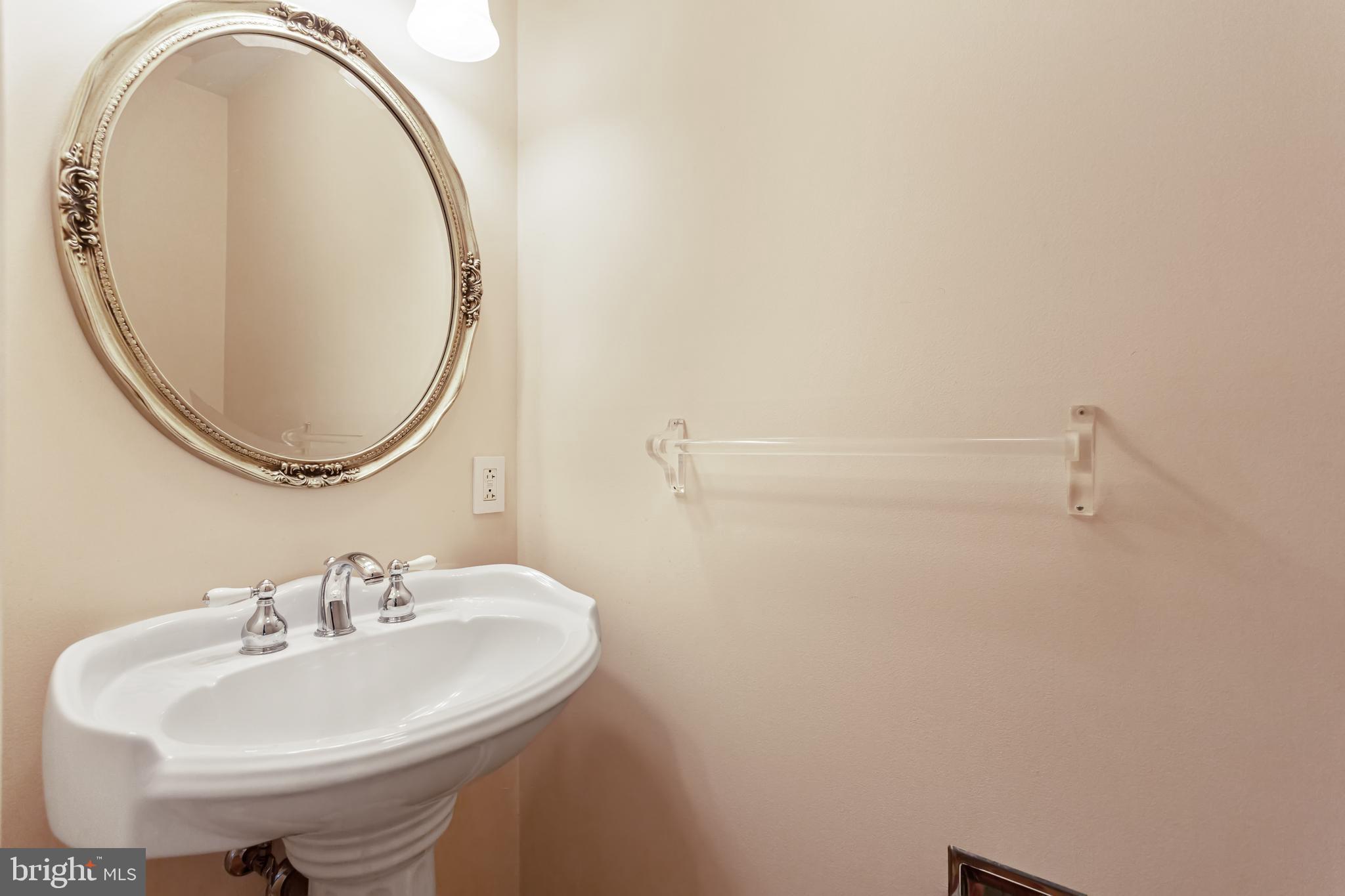 PERRYWOOD ESTATES - Residential