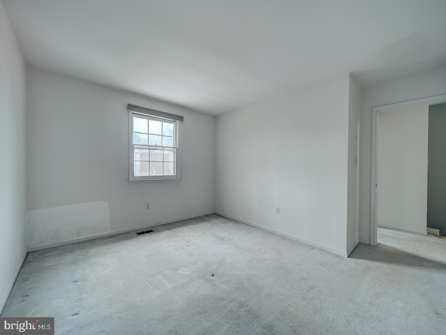 LAKEPOINTE - Residential