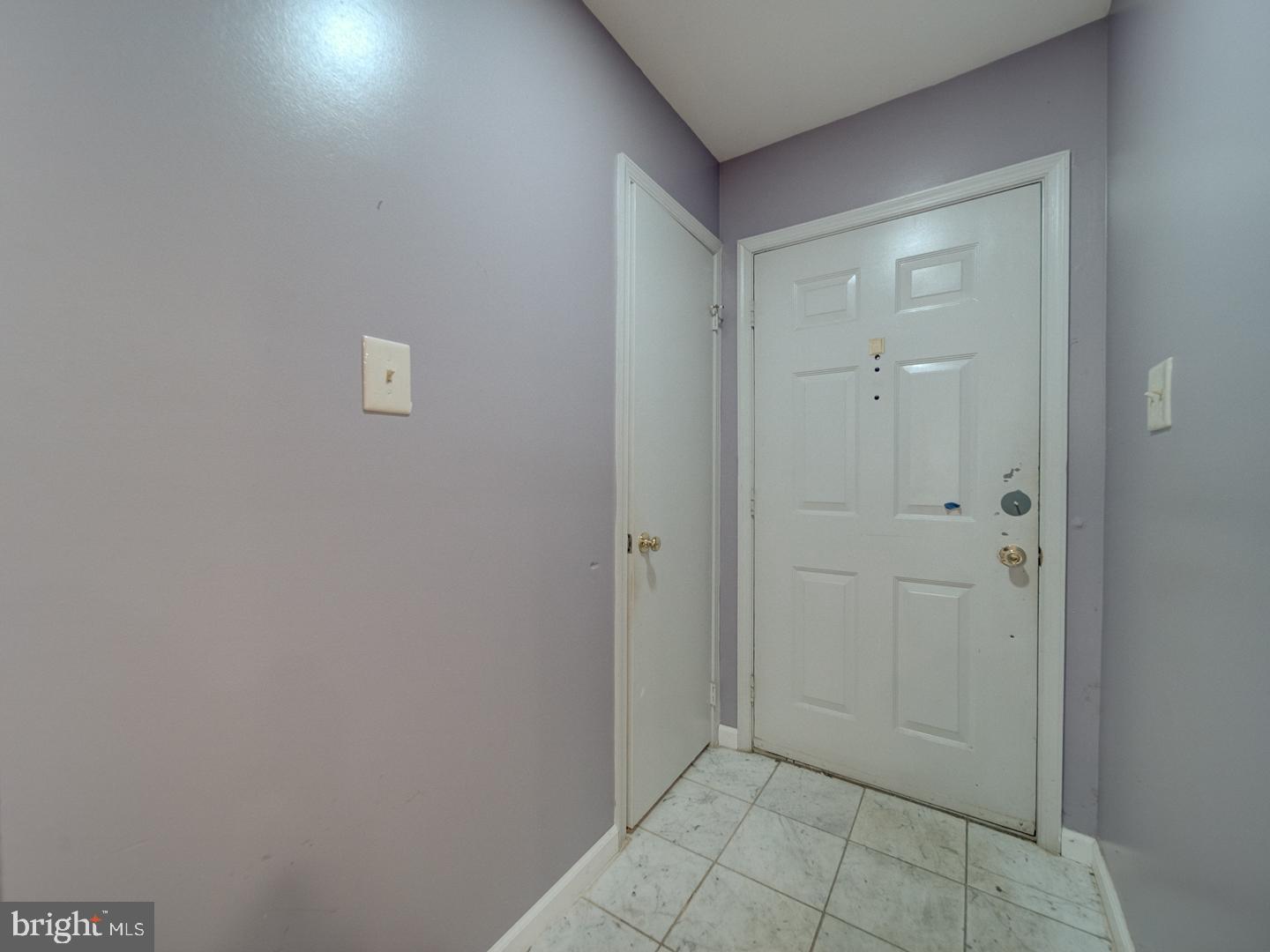 LAKEPOINTE - Residential