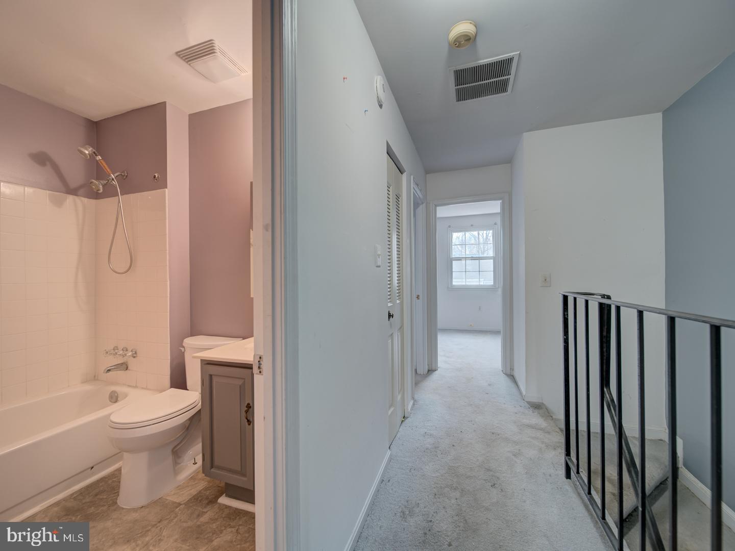 LAKEPOINTE - Residential