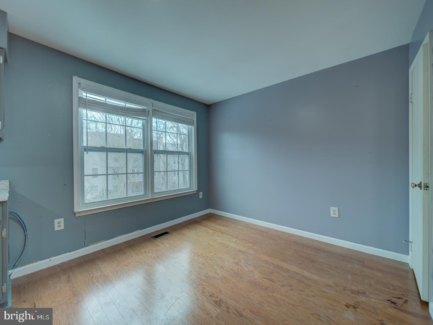 LAKEPOINTE - Residential