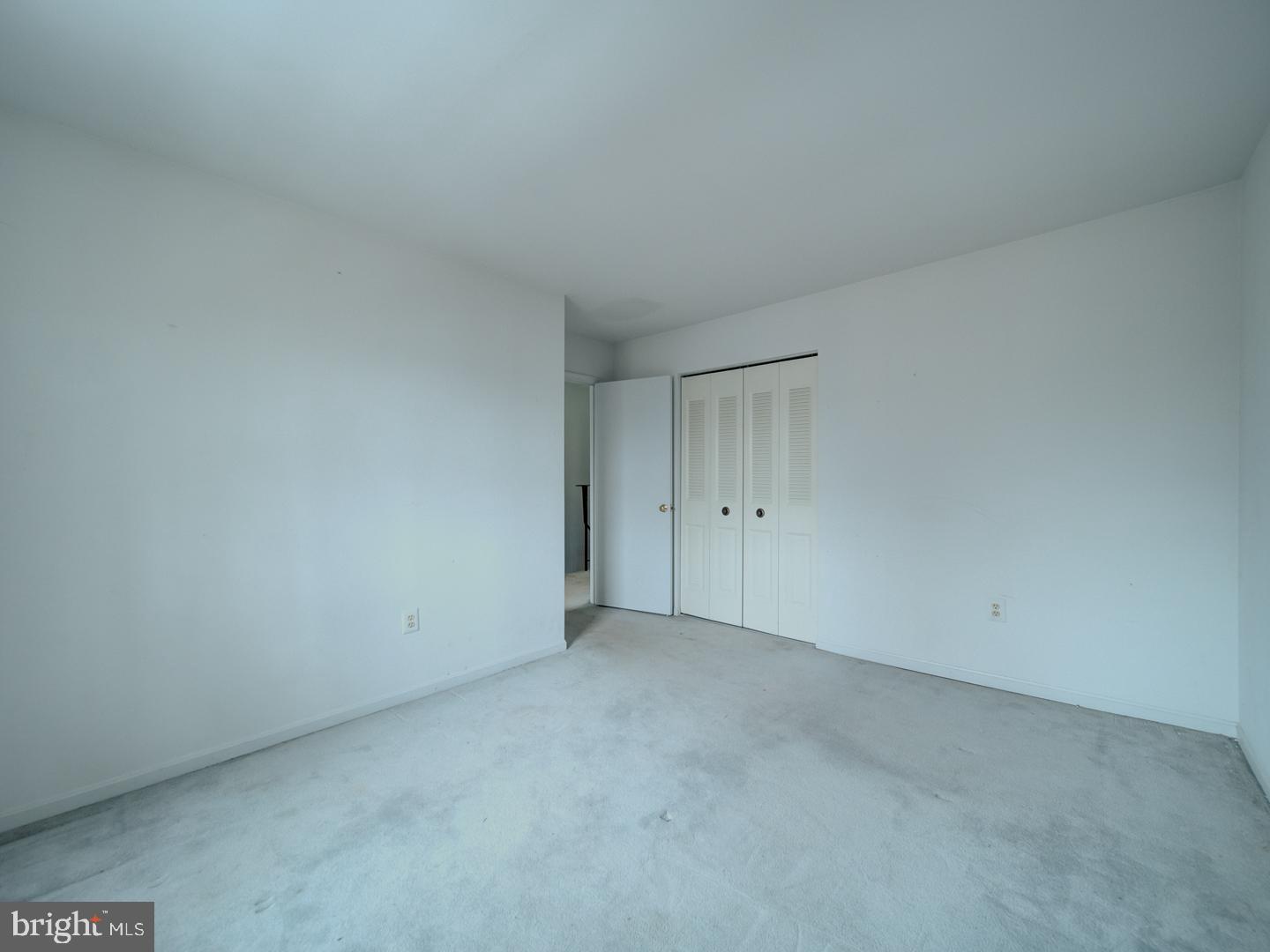 LAKEPOINTE - Residential