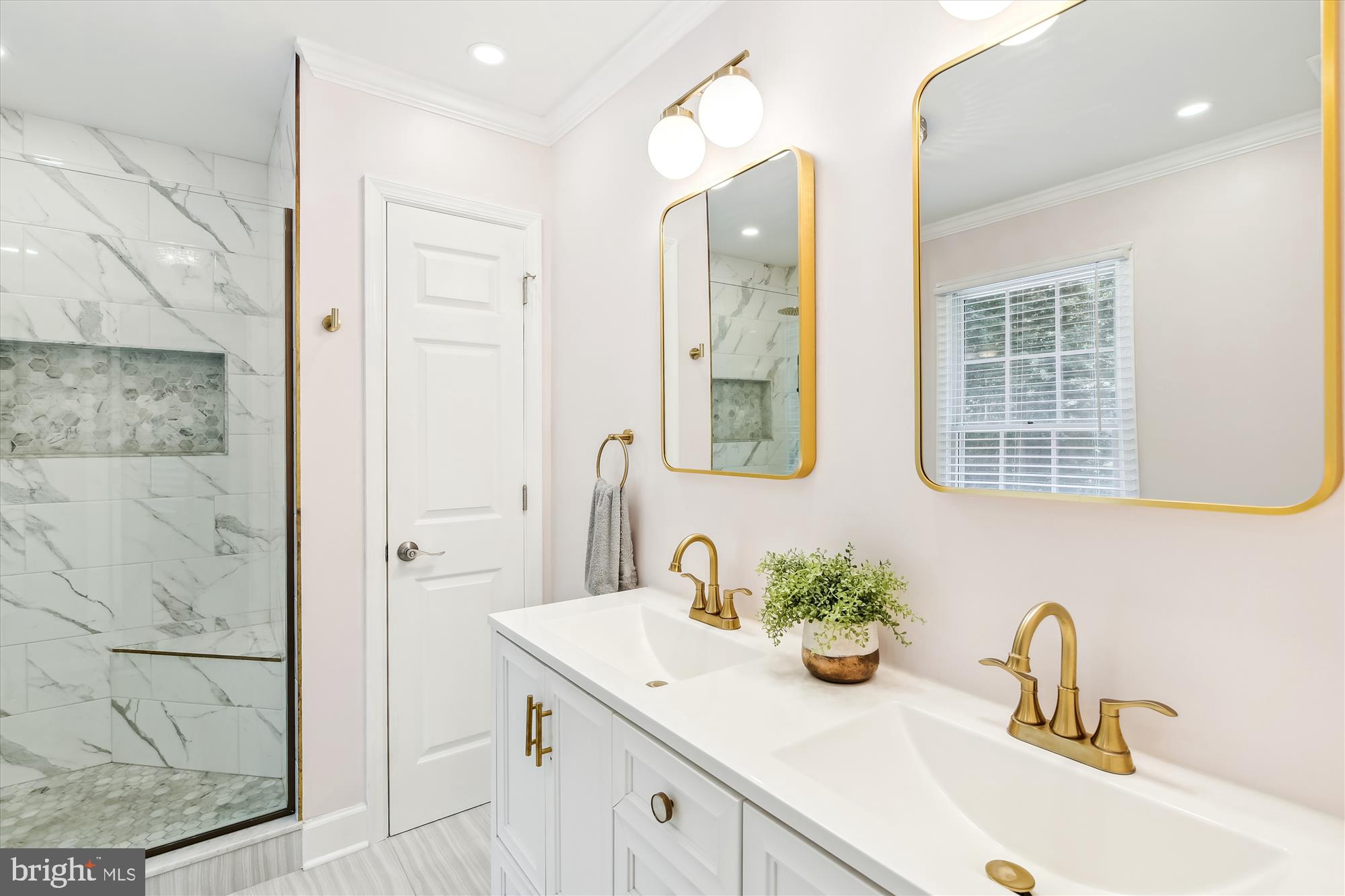 CEDARLEA - Residential