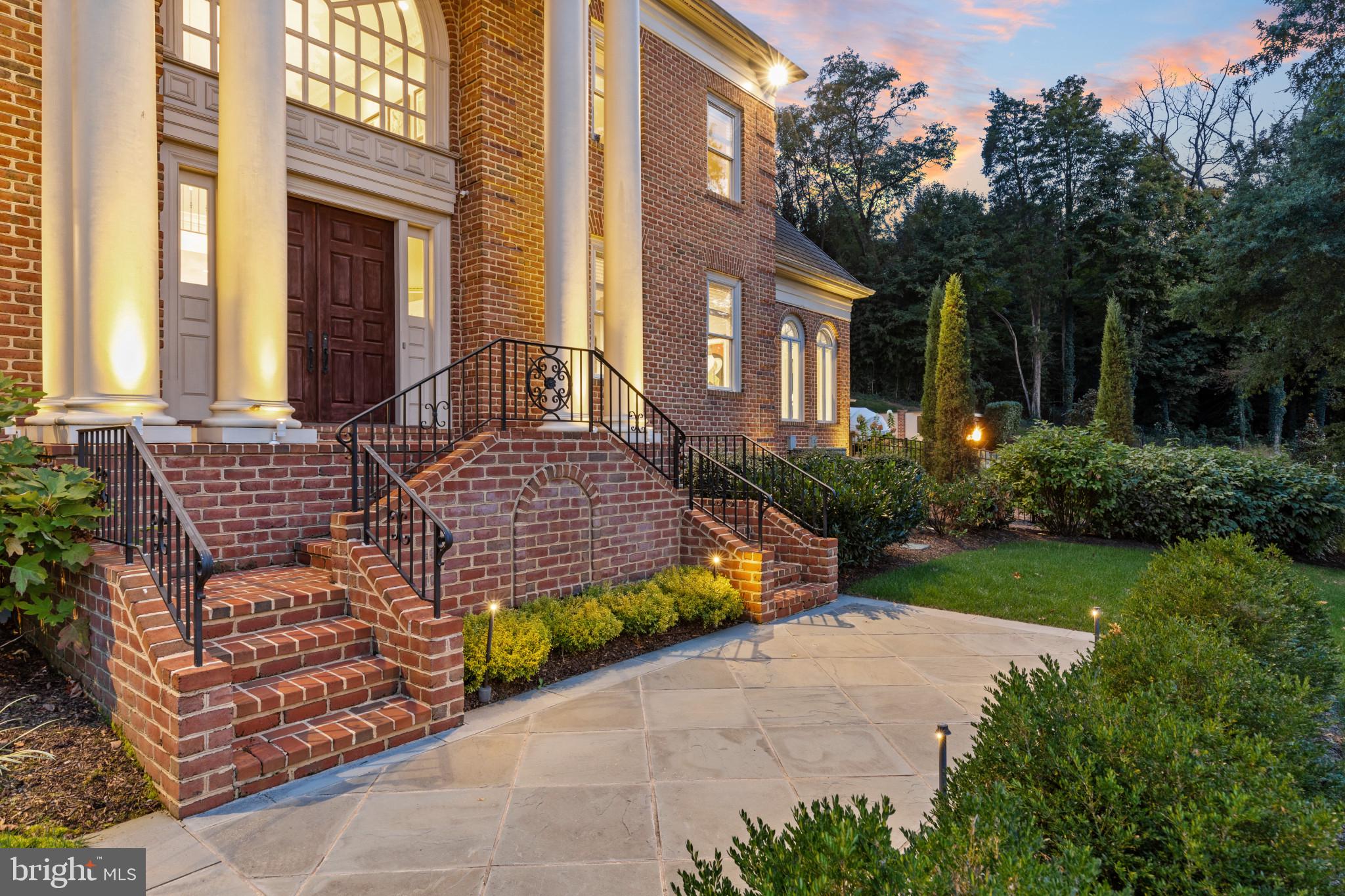 1421 WINE SPRING LANE