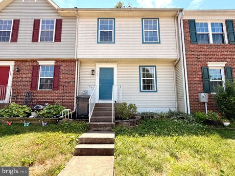 Townhouse For Rent - 107 Stafford Mews Lane<br/> STAFFORD, VA 22556