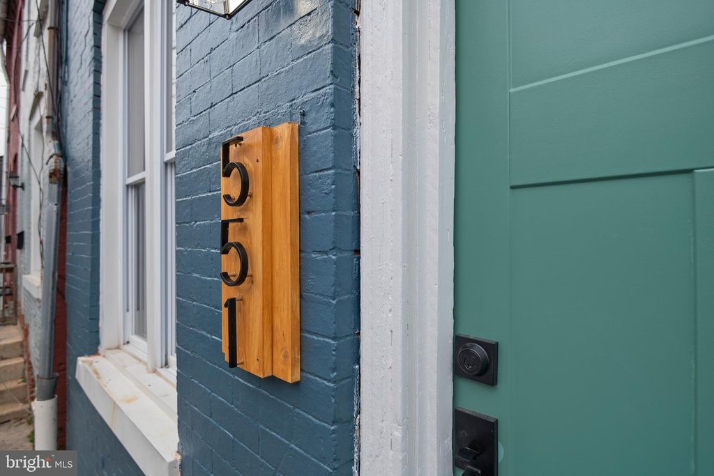 Photo of 551 HOWARD AVE, LANCASTER, PA 17602 (MLS # PALA2029378)