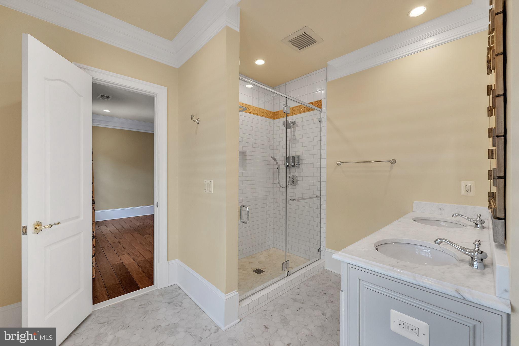 EVANS FARM - Residential