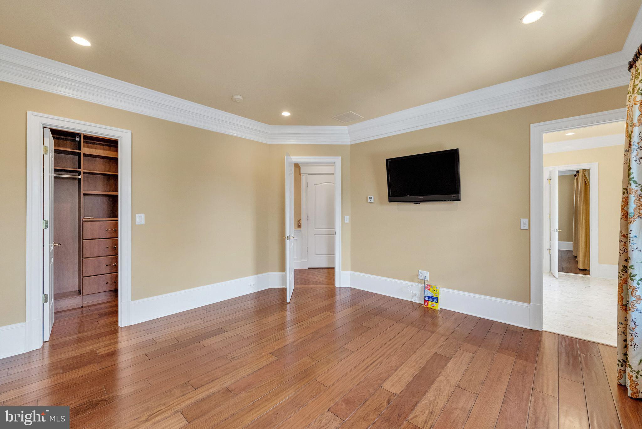 EVANS FARM - Residential