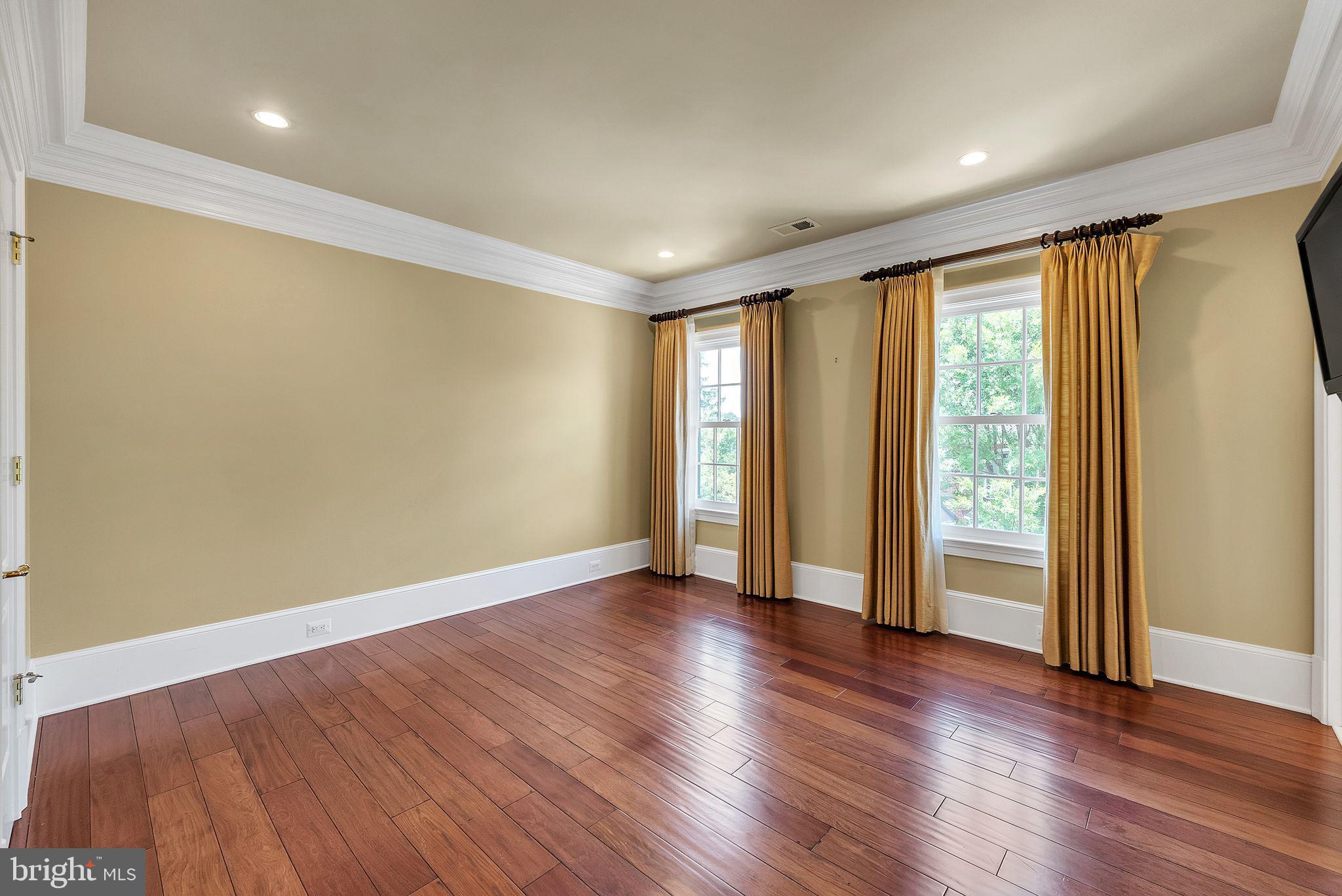 EVANS FARM - Residential