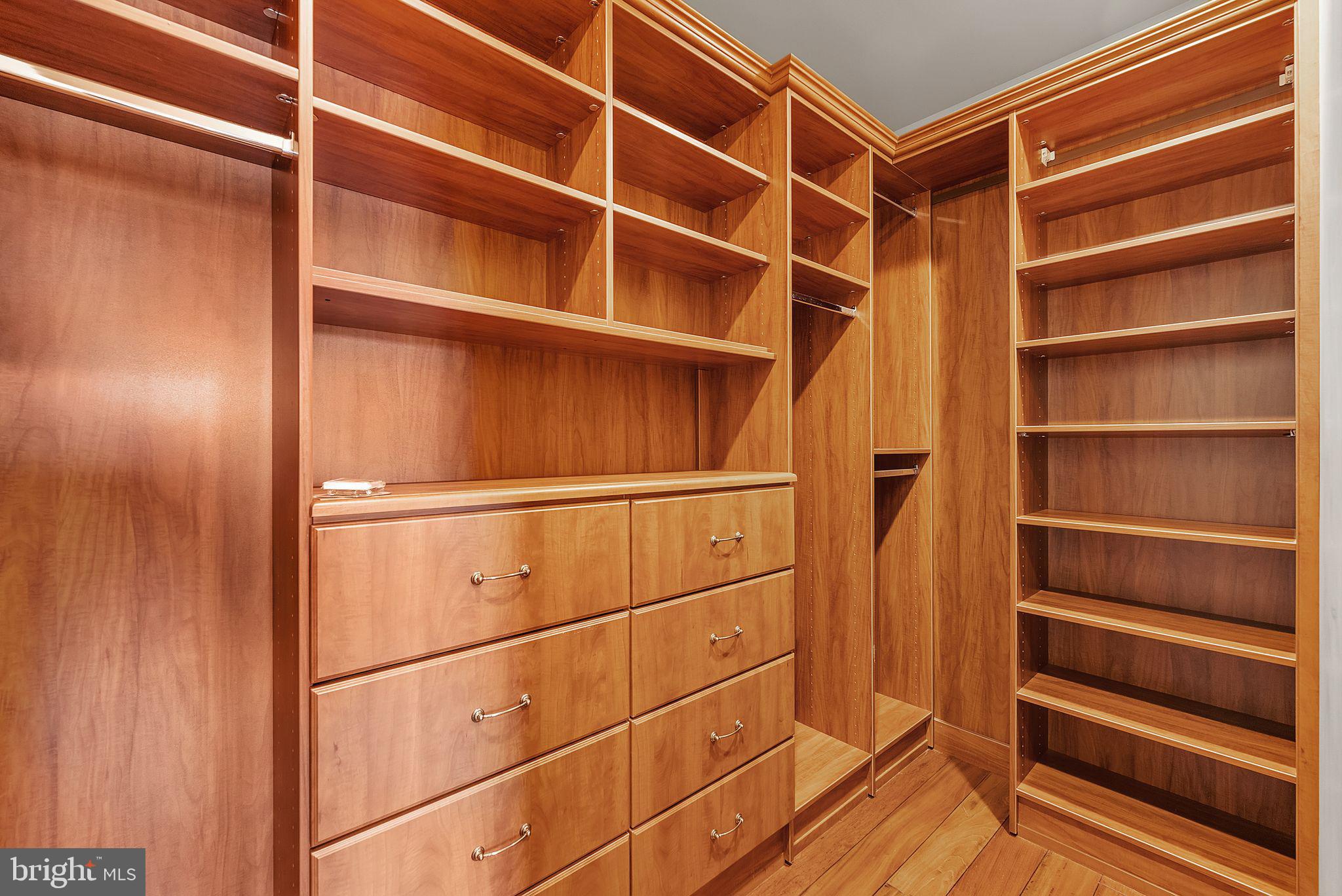 EVANS FARM - Residential