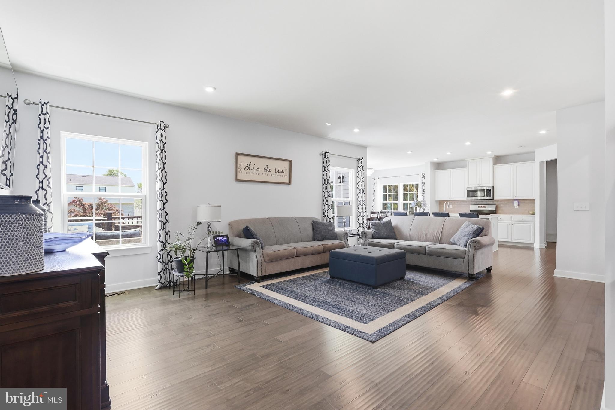 STONE RIDGE ESTATES - Residential