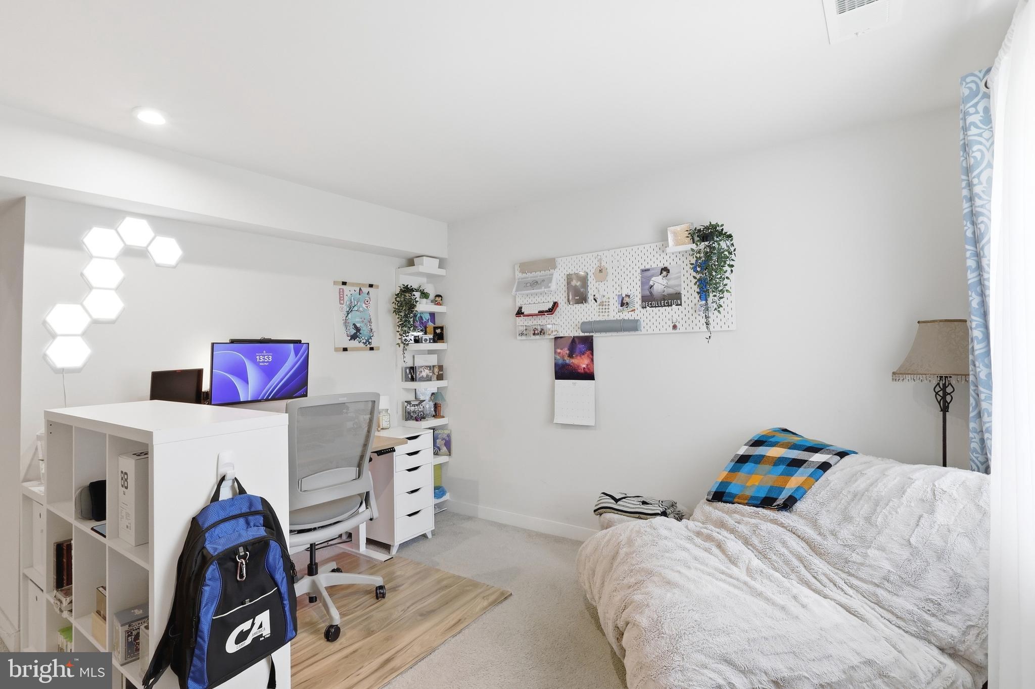 STONE RIDGE ESTATES - Residential