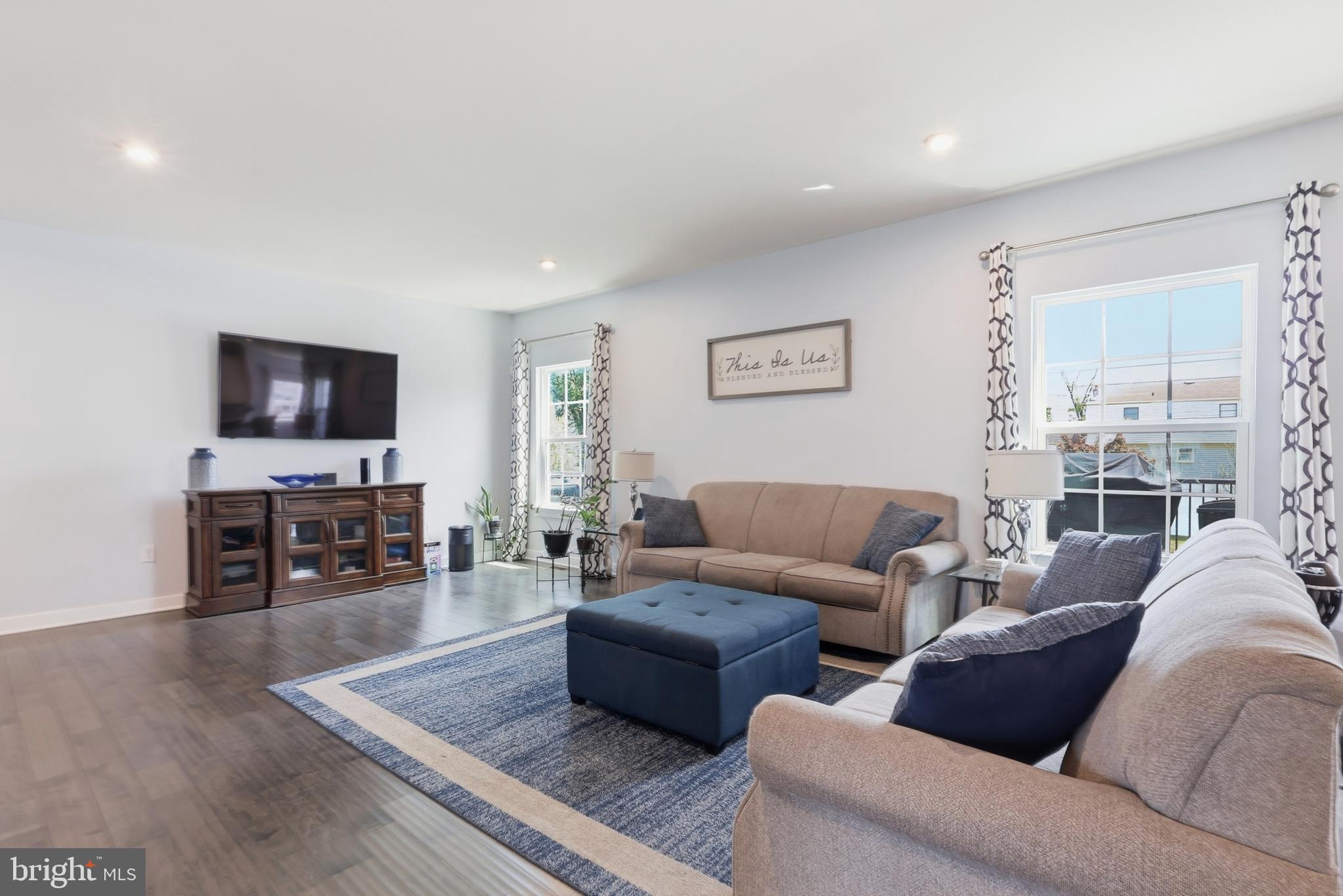 STONE RIDGE ESTATES - Residential