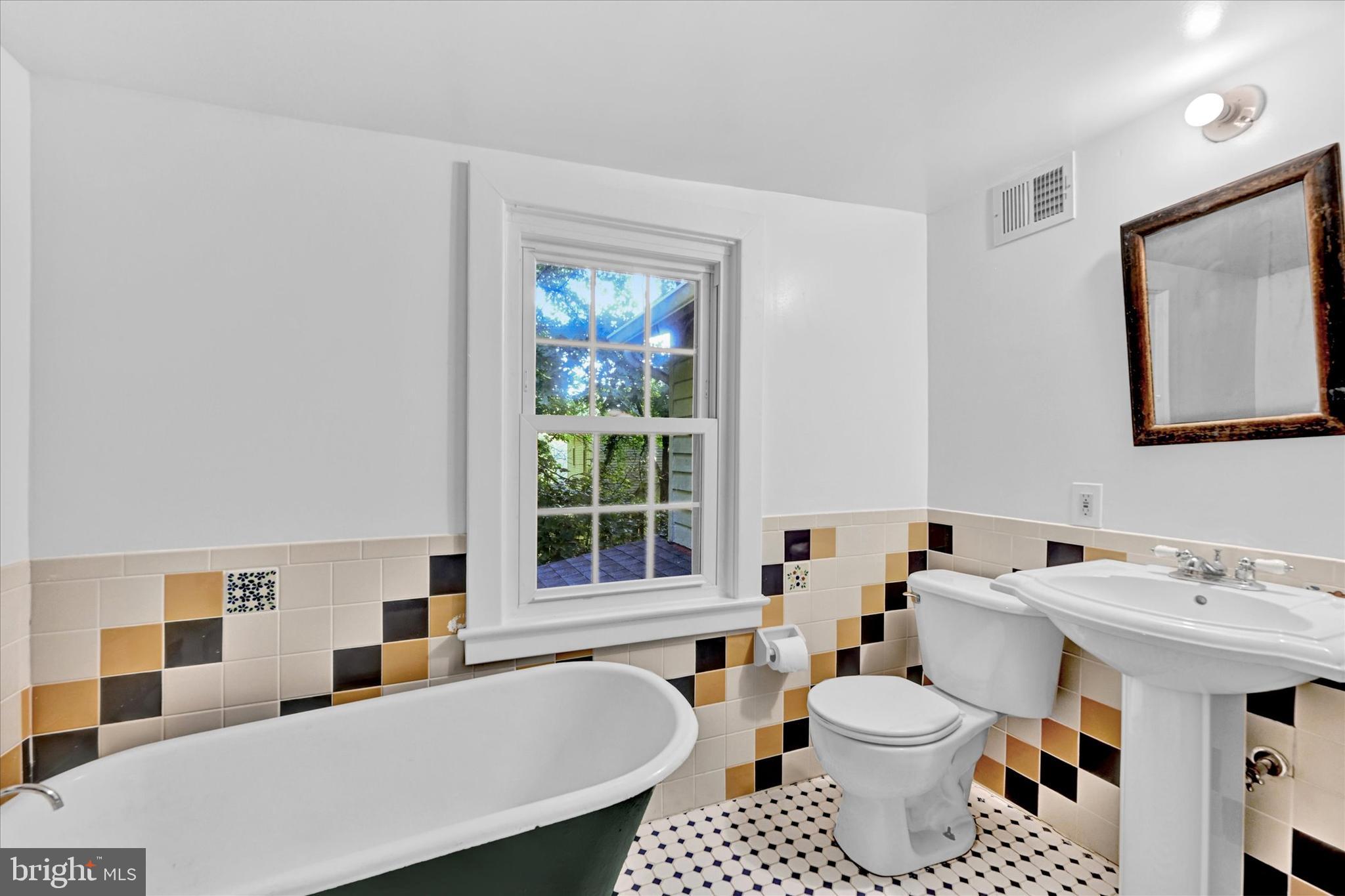 RESERVOIR OVERLOOK - Residential