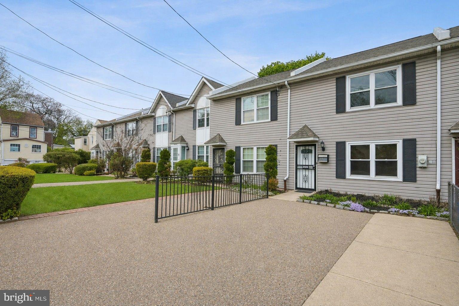 GERMANTOWN - Residential