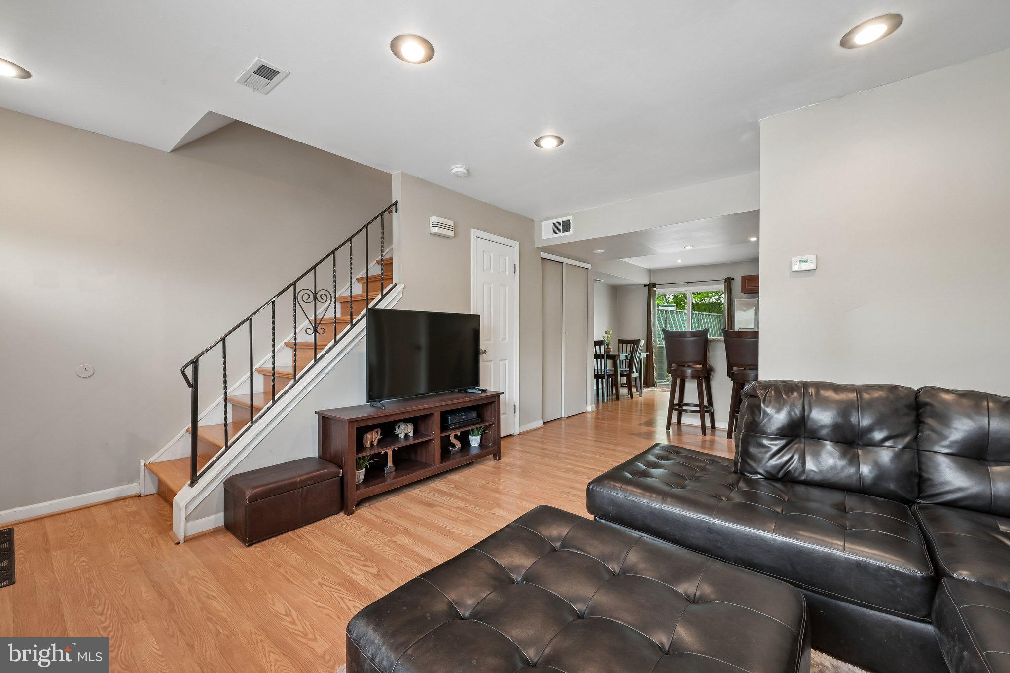 GERMANTOWN - Residential