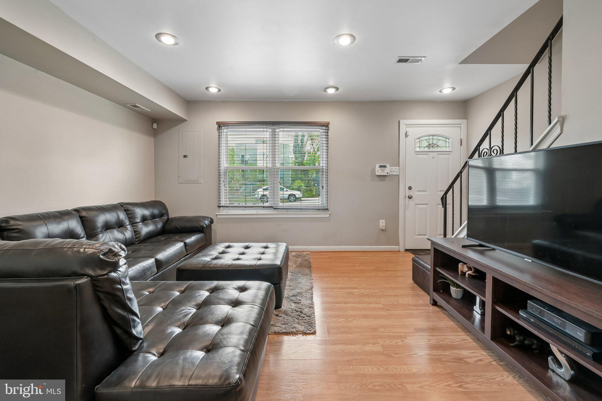 GERMANTOWN - Residential