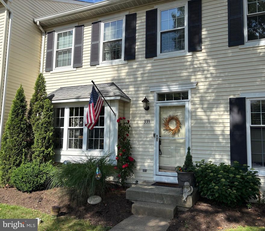 Many upgrades to this gorgeous townhouse. Newer Kitchen,  new washer and dryer, wood flooring on main floor and upstairs, full finished basement has new vinyl flooring full bath, and 3 rooms. large rear deck.
seller is a licensed PA realtor