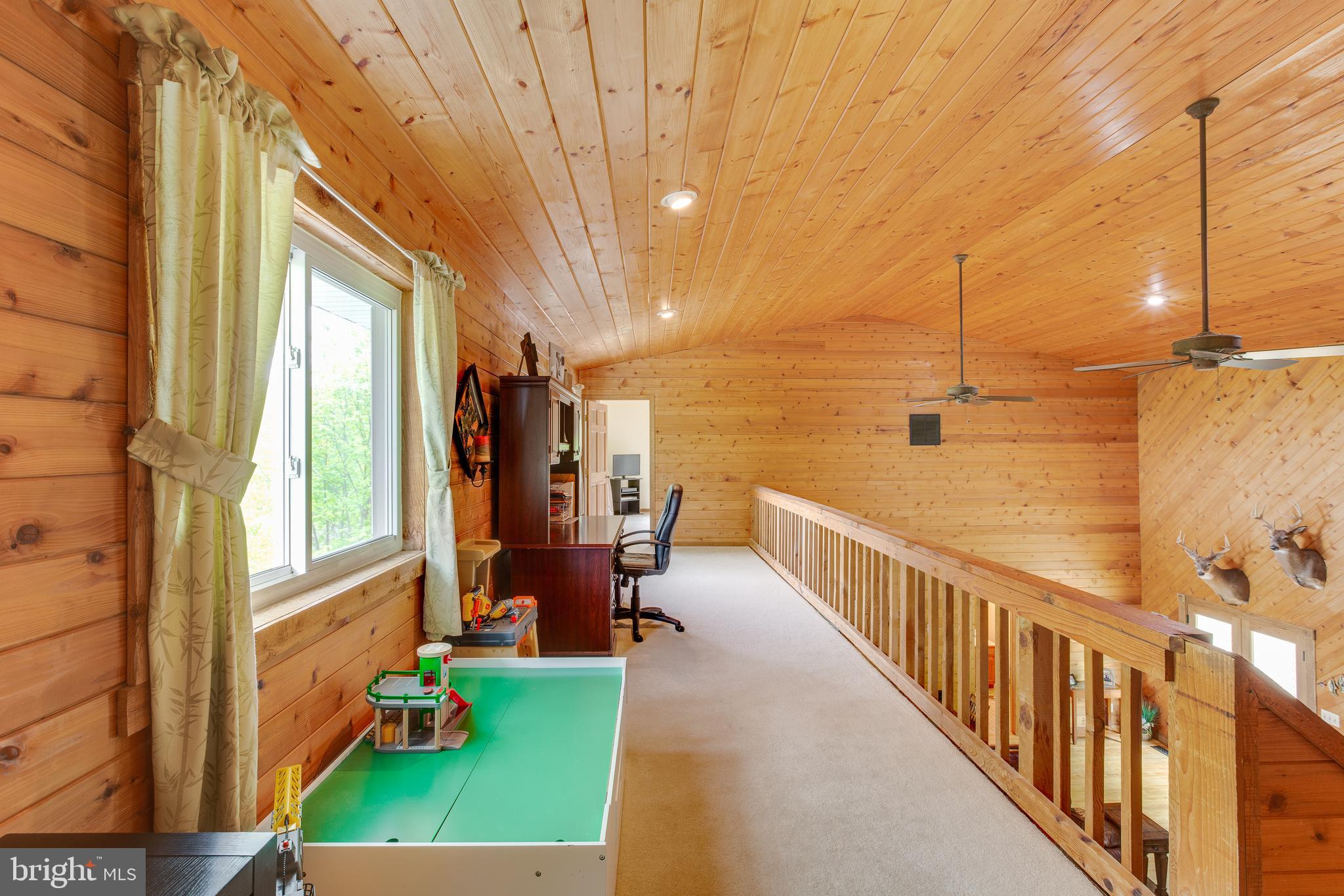 NORTH RED OAK (WEST) - Residential