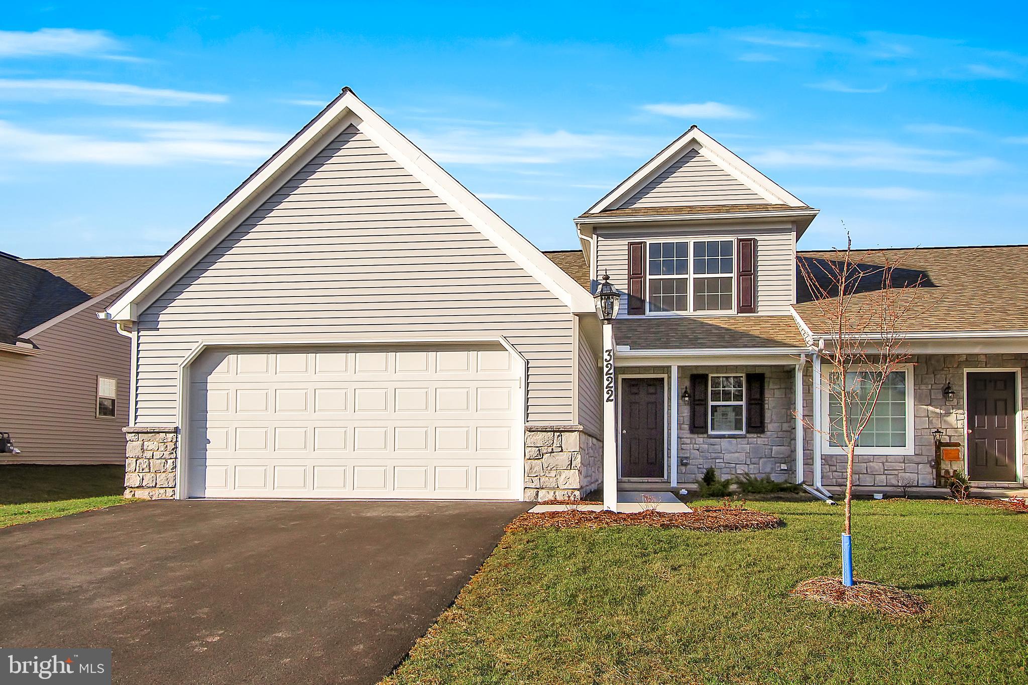 This Alexander Model features 3 bedrooms, 2-1/2 baths with first floor master! Open kitchen with large family room & first floor laundry. Call listing agent for Specifics!