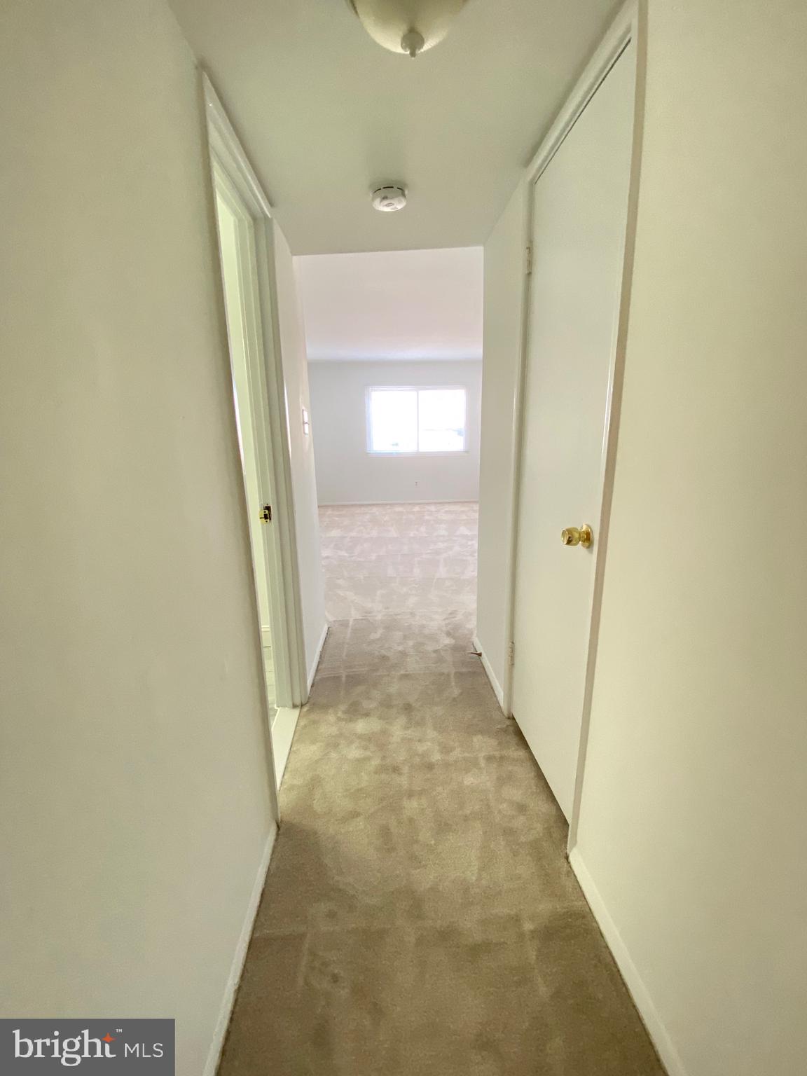 YORKTOWNE SQUARE - Residential Lease