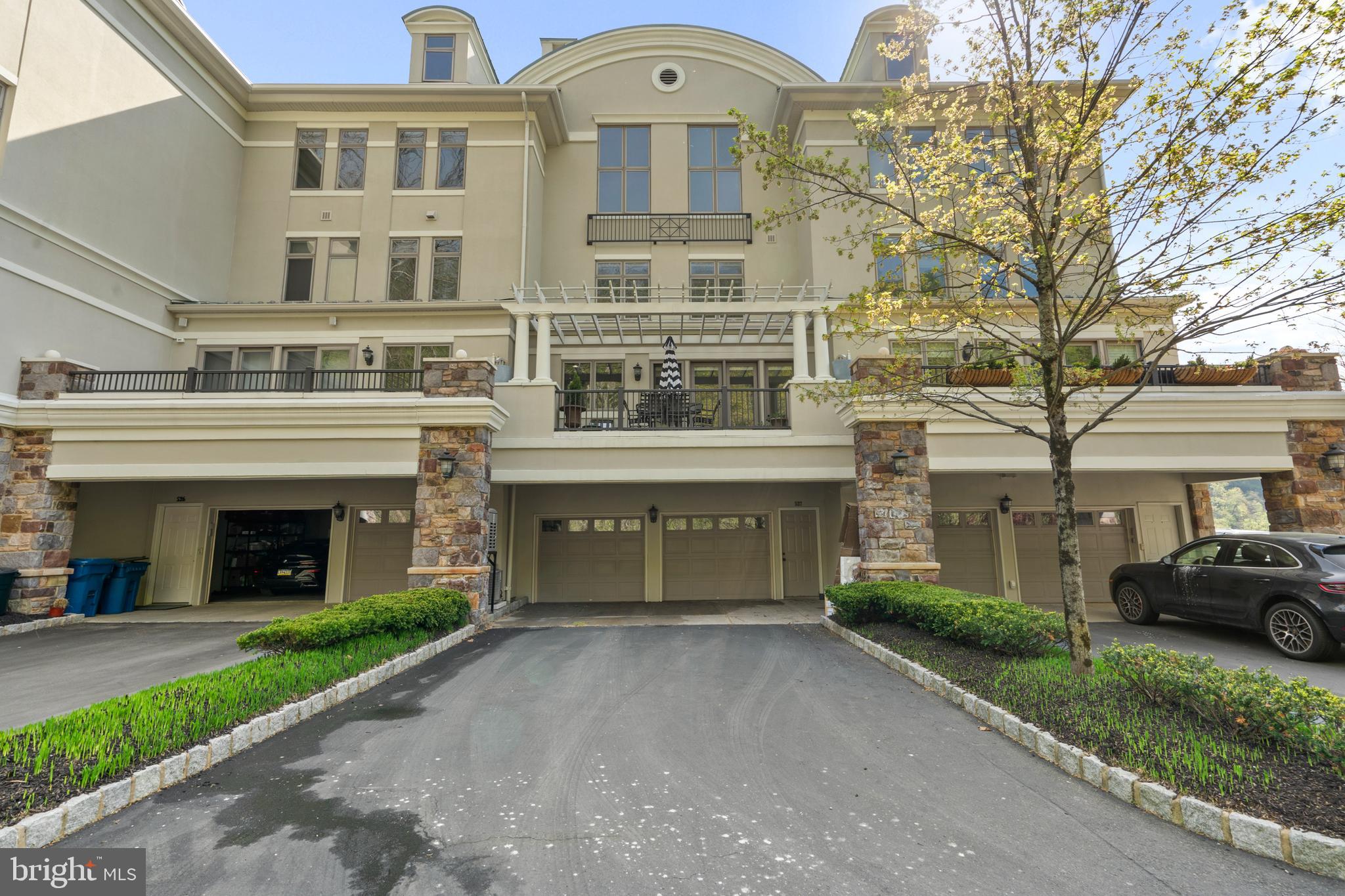 WATERVIEW - Residential