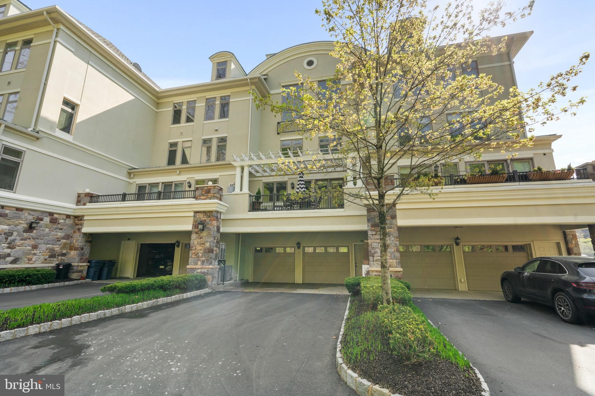 WATERVIEW - Residential