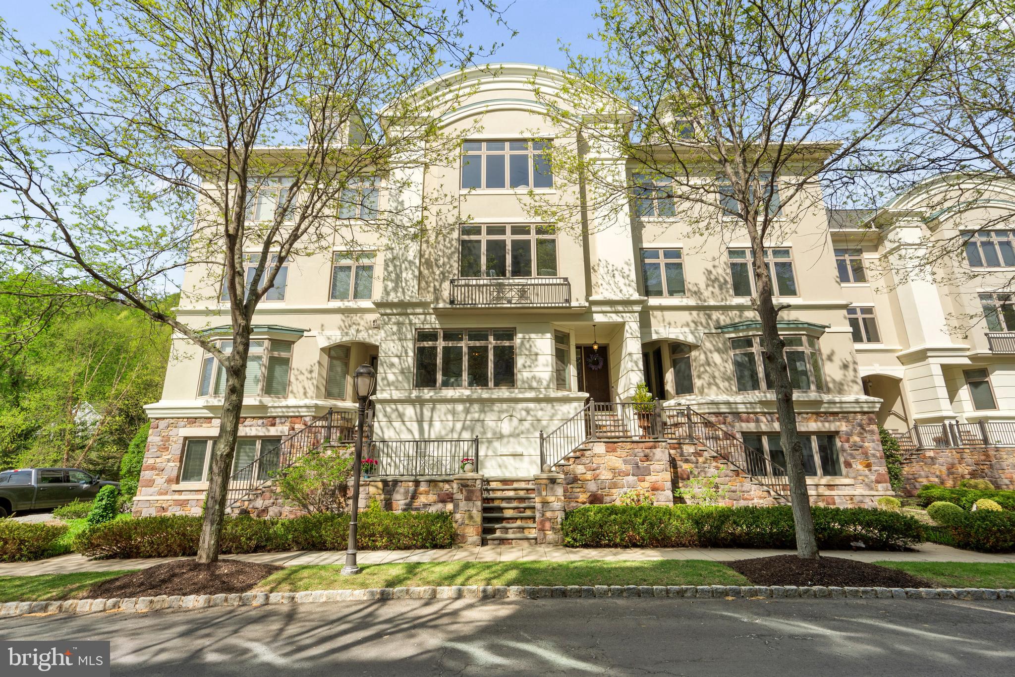 WATERVIEW - Residential