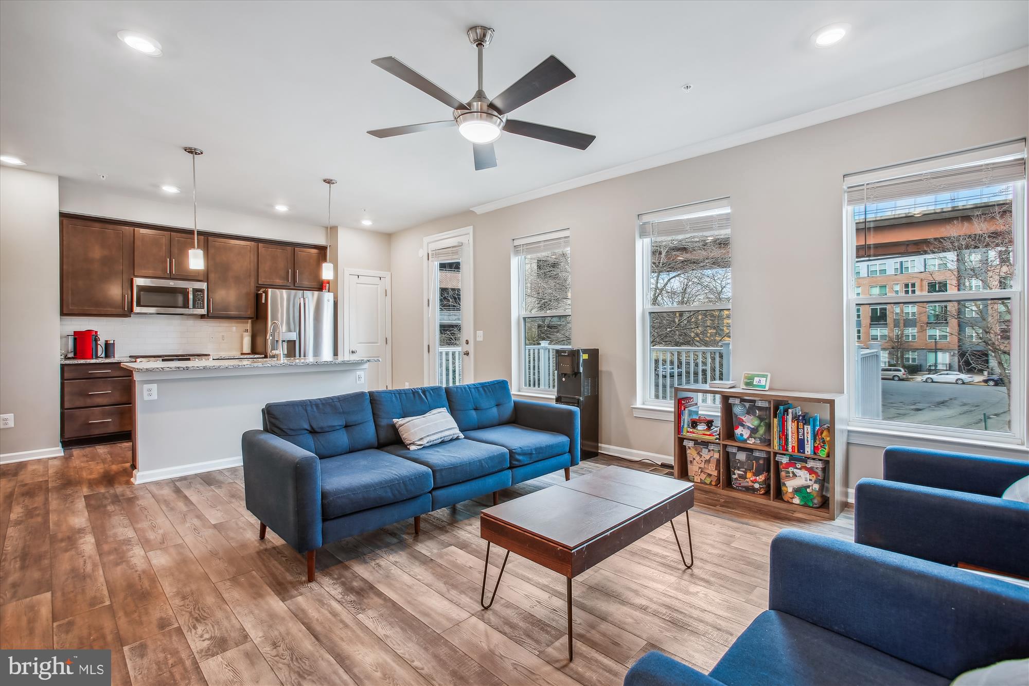 HUNTINGTON CROSSING - Residential