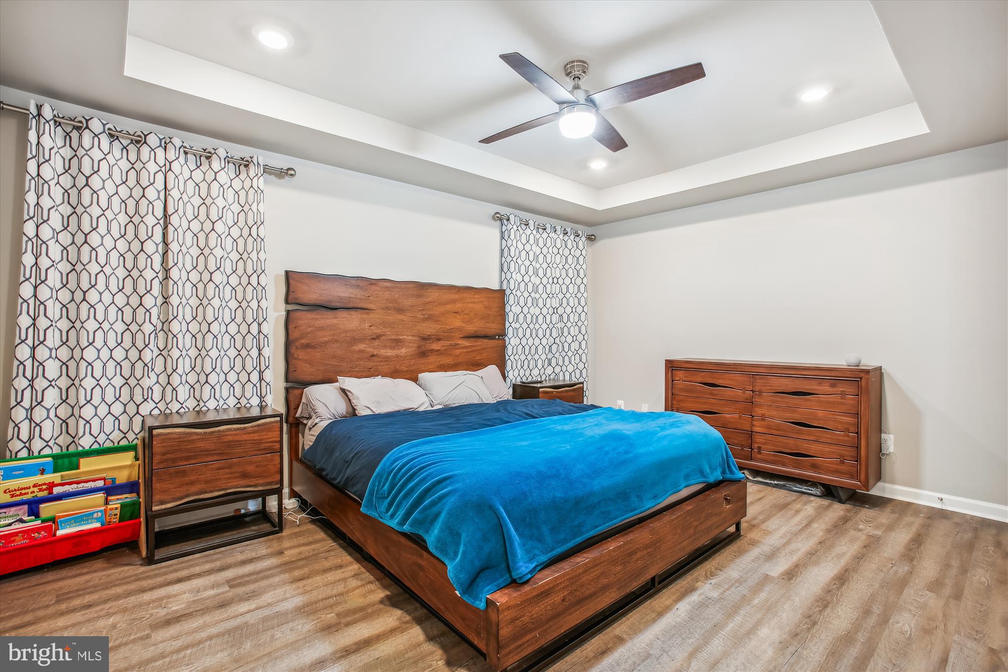 HUNTINGTON CROSSING - Residential