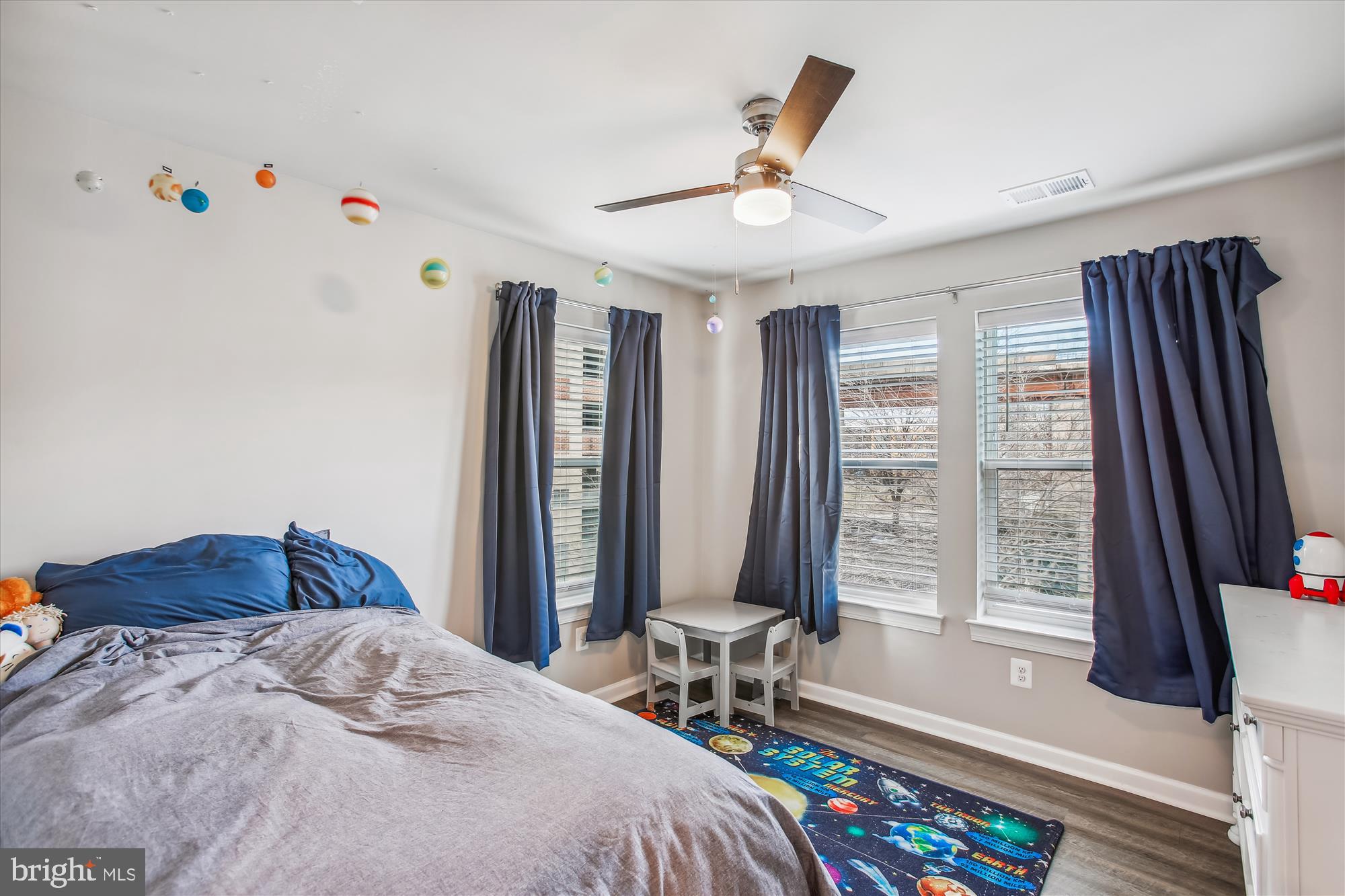 HUNTINGTON CROSSING - Residential